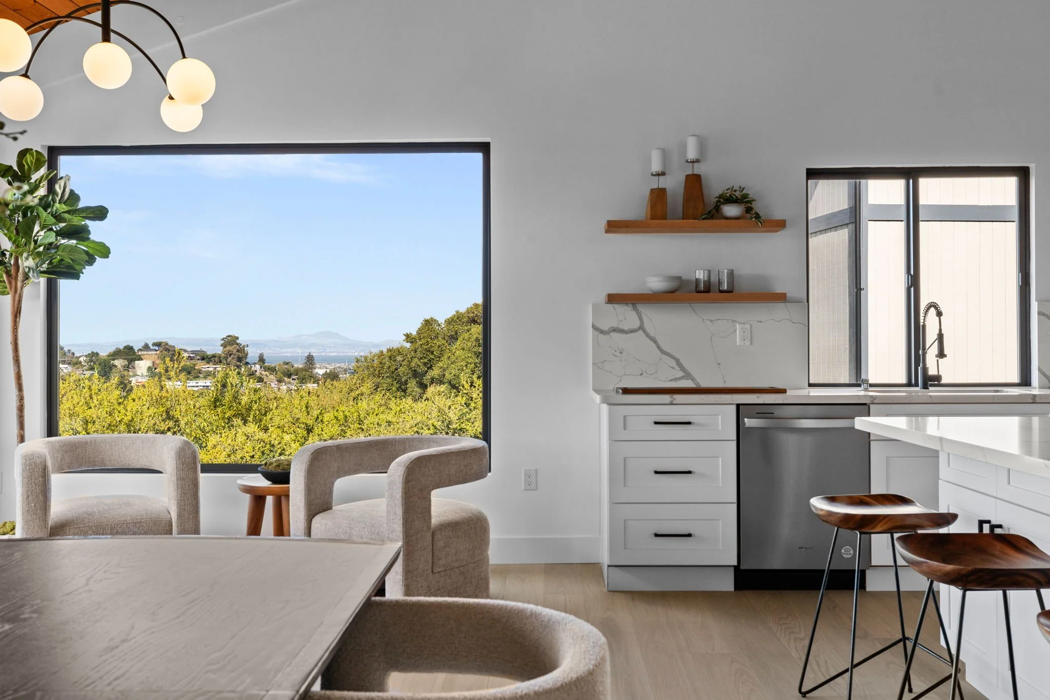 19-web-or-mls-So Gold Photo-20.jpg