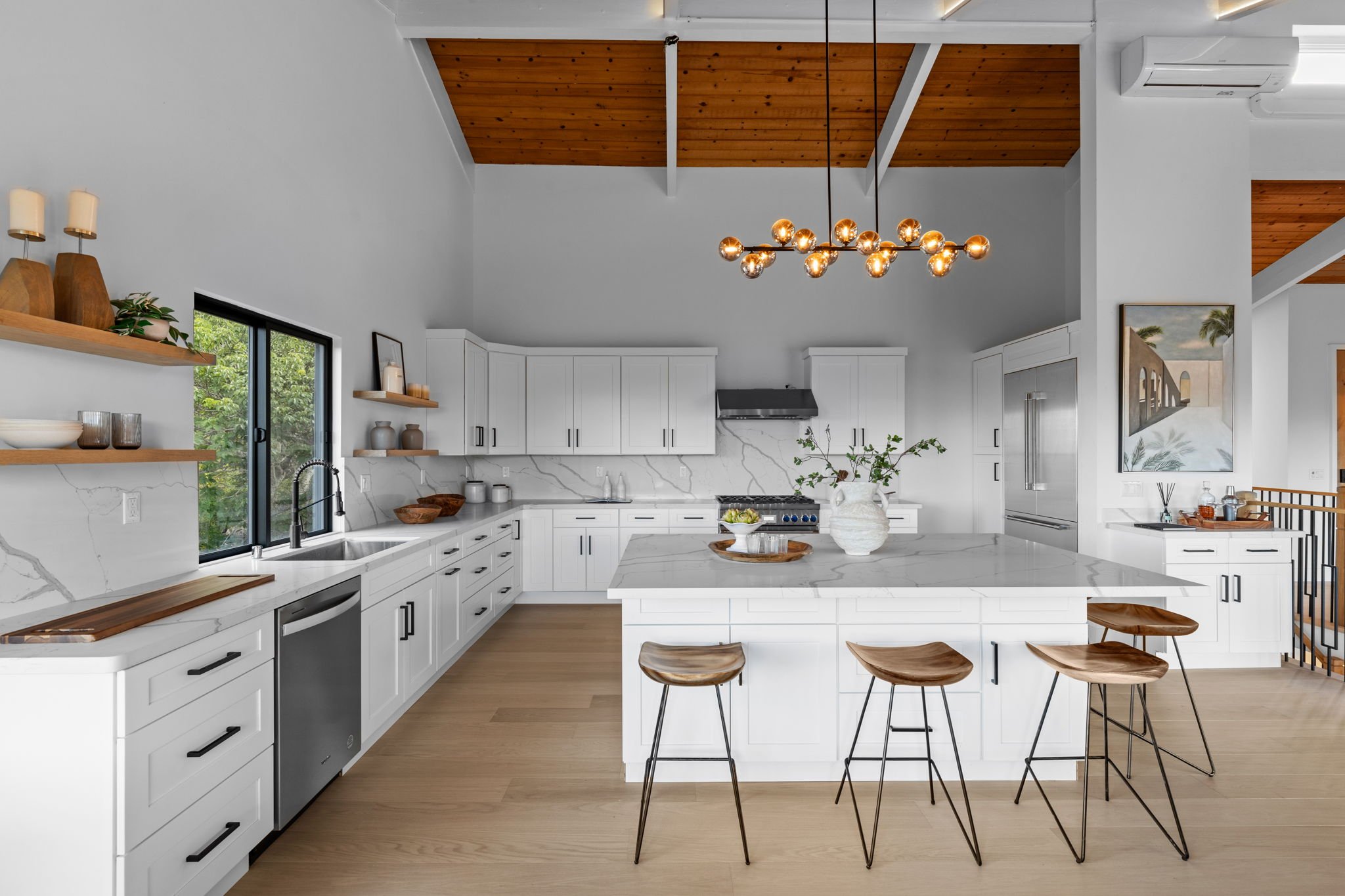 20-web-or-mls-So Gold Photo-21.jpg