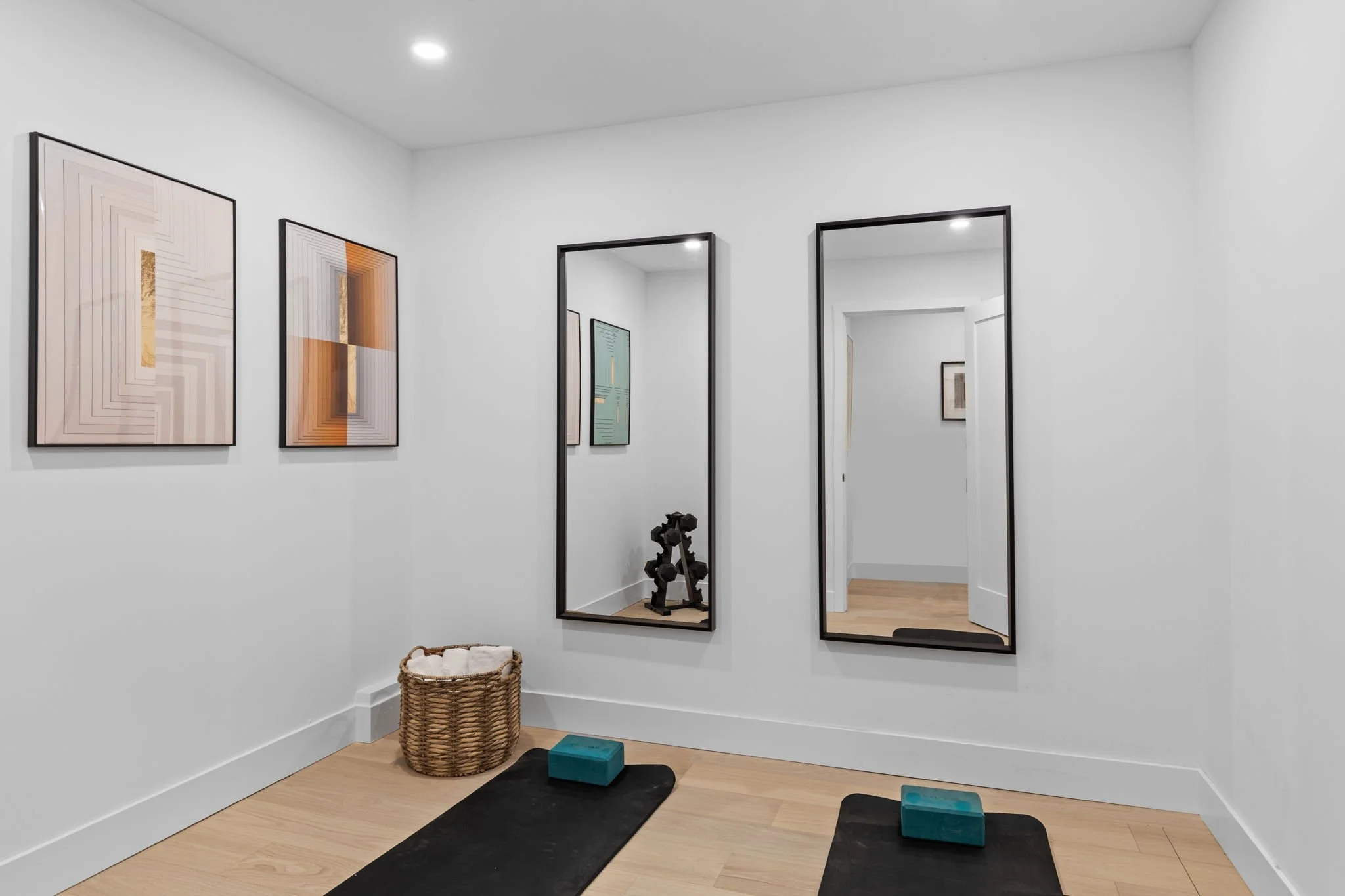 56-web-or-mls-So Gold Photo-57.jpg