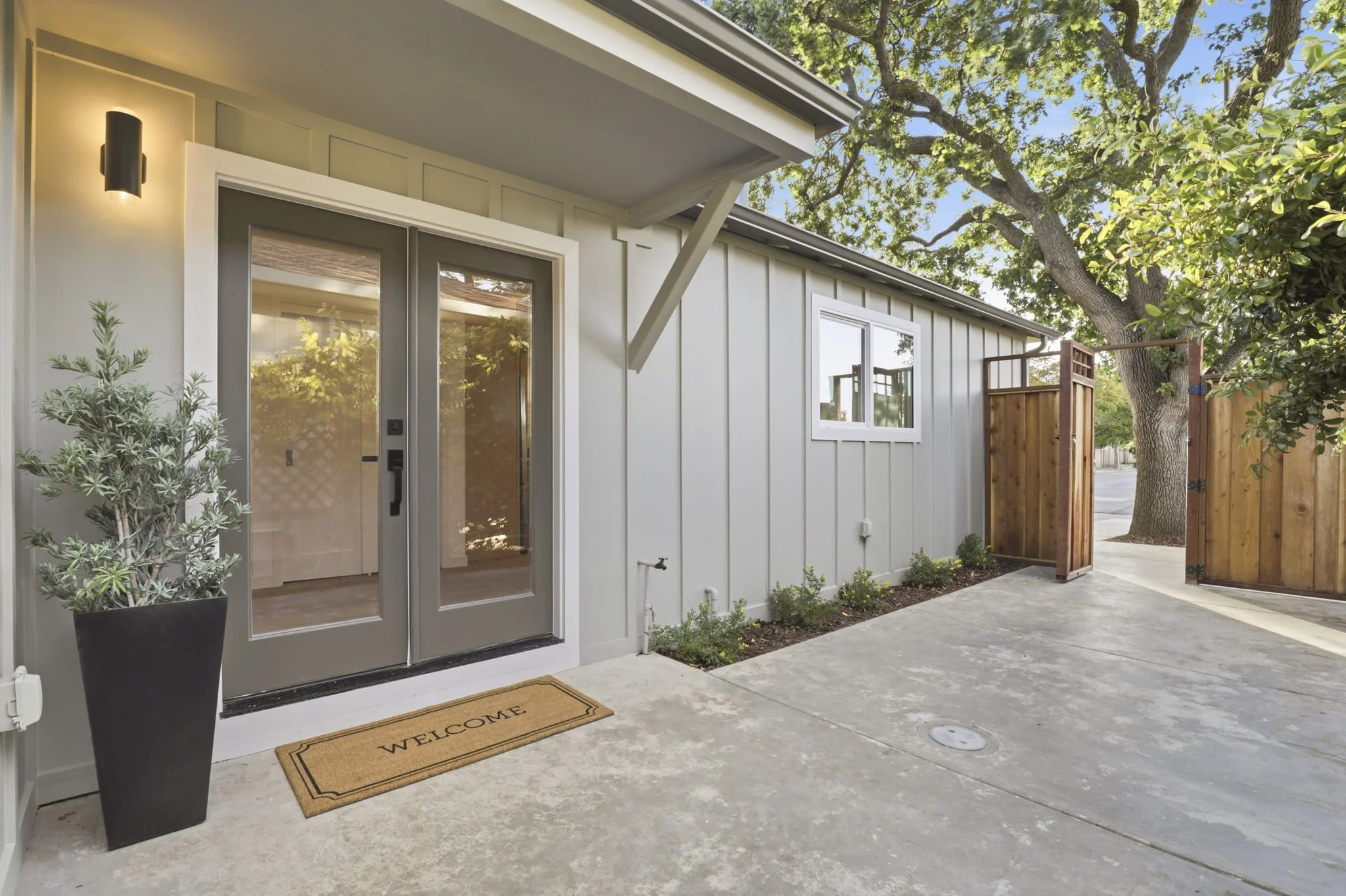 715 ROOSEVELT AVENUE, REDWOOD CITY 
