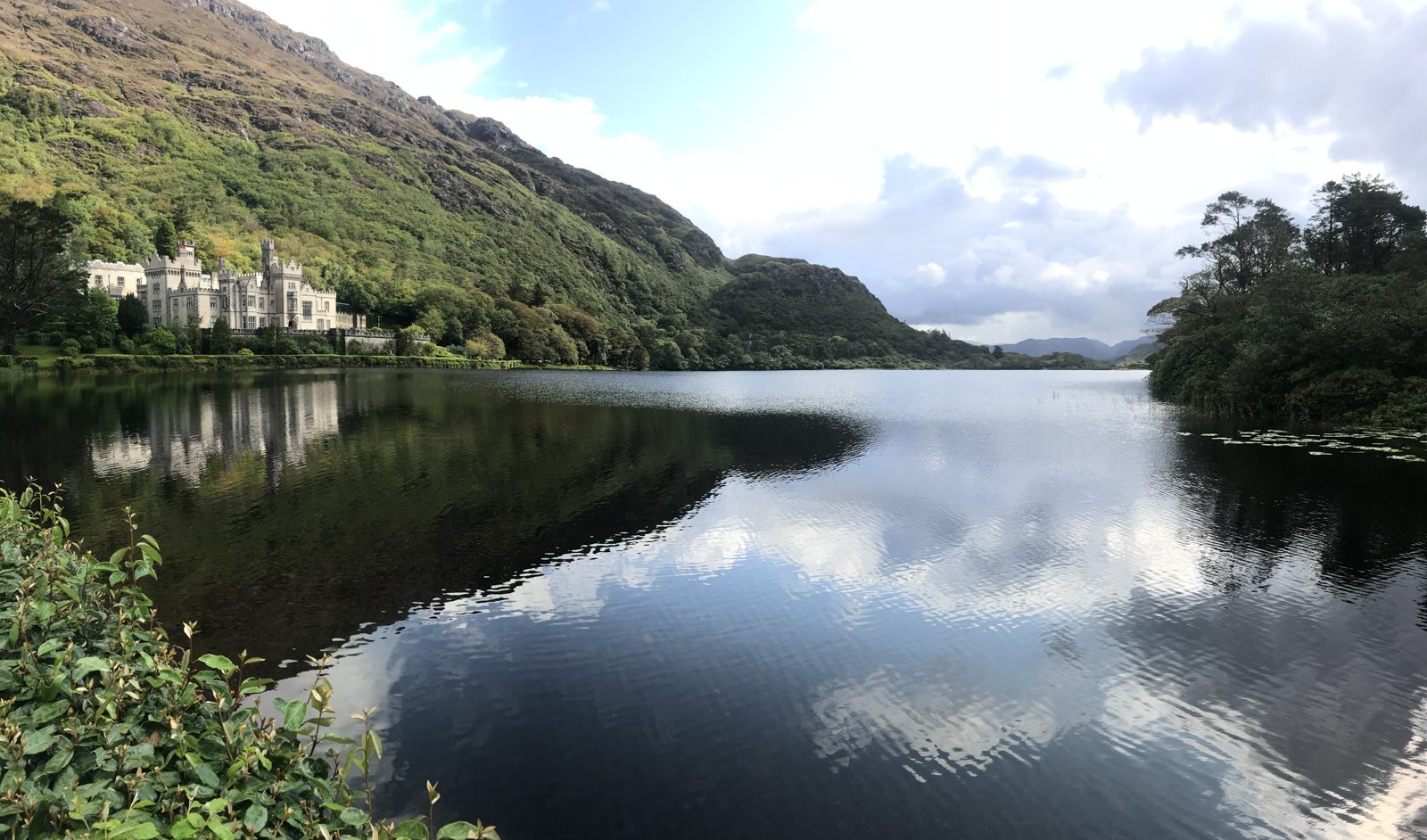 6 Day Small Group Adventure Tour of Ireland - 6 Day West Tour - Hikes, Wildlife, History. Kylemore Abbey - Connemara - Co Galway