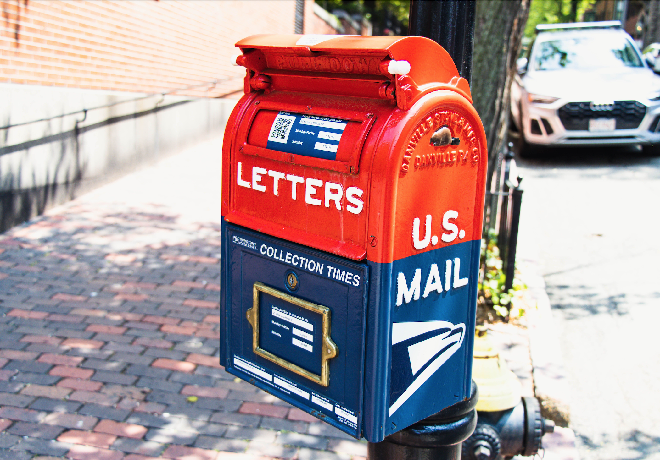 Why Sending a Card ‘Just Because’ Matters