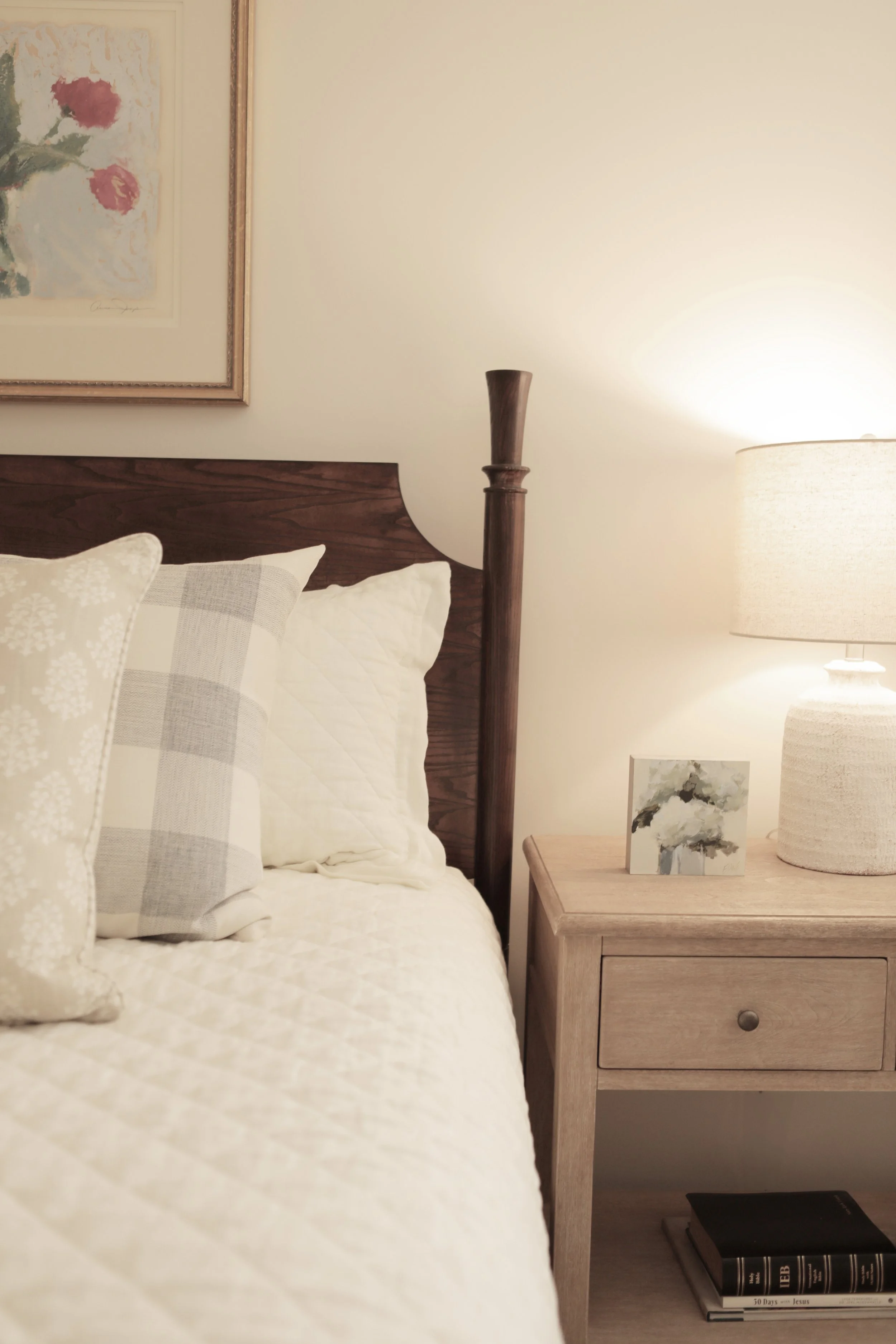 Bed2.jpg