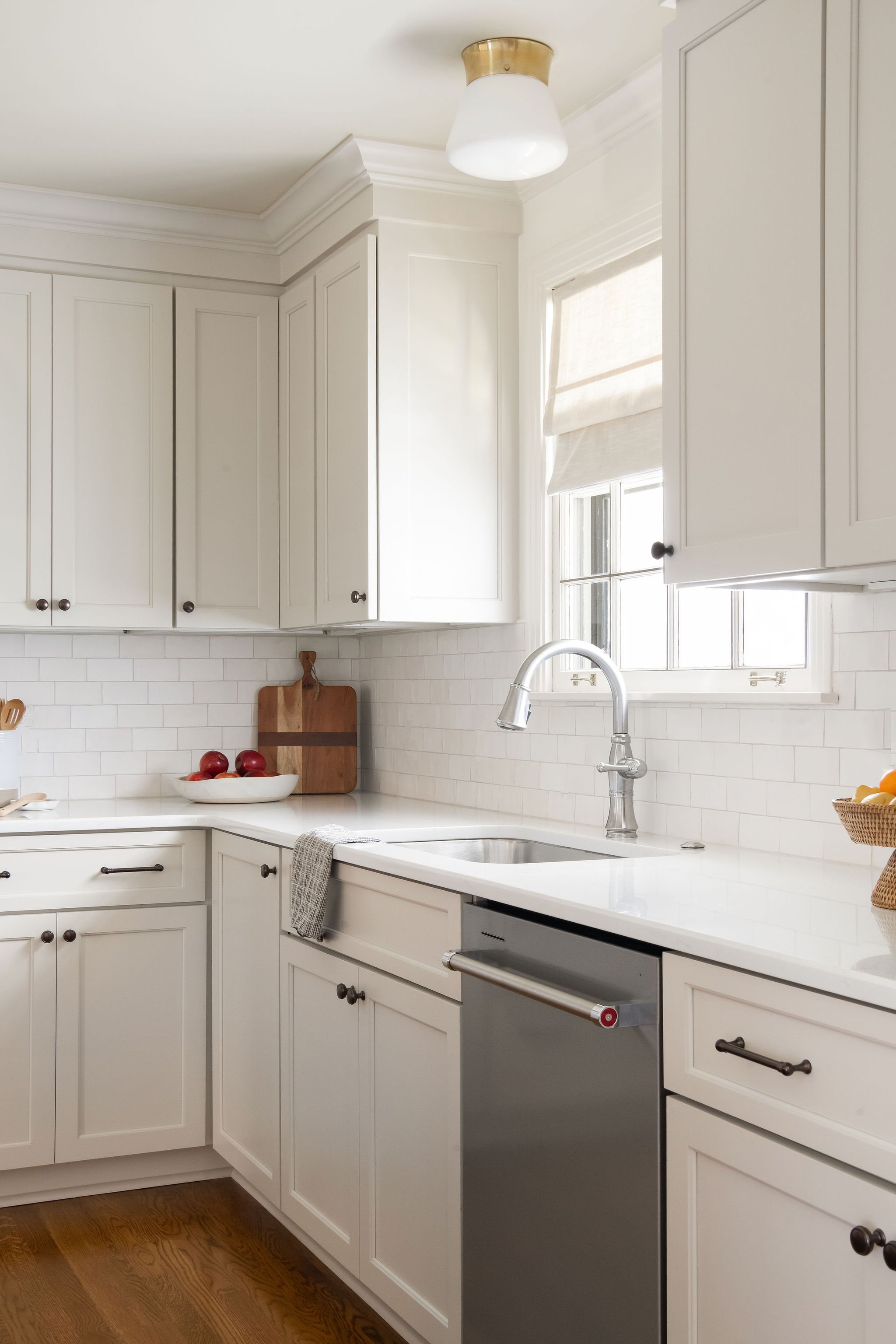 StoneBuilders_Elio_TempleKitchen_05.jpg