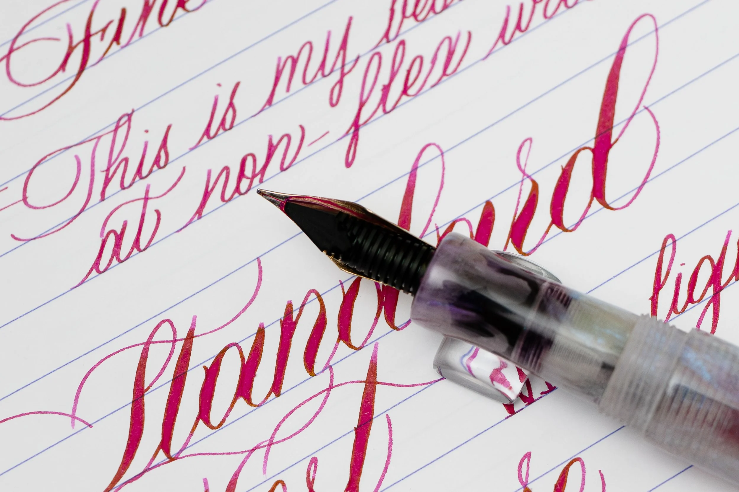 Stylosuite 14k gold fine italic flex nib fountain pen,  Maverick Pens fountain pen, best flex nib fountain pen, flexible nib fountain pen review, iroshizuku tsutsuji