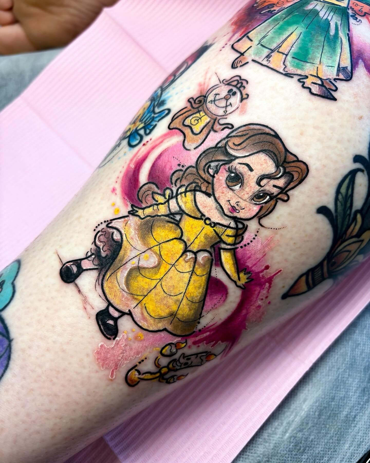 @honestlydear 🐻🥀Belle &amp; Merida 🥀🐻 Had so much fun doing these animator cuties of the wonderful Belle and Merida (who are my two favs followed by mulan! ) Thank you so much Tayla for travelling down was such a fun day!
.✨
.✨
.✨
.✨
.✨
#kawaiita