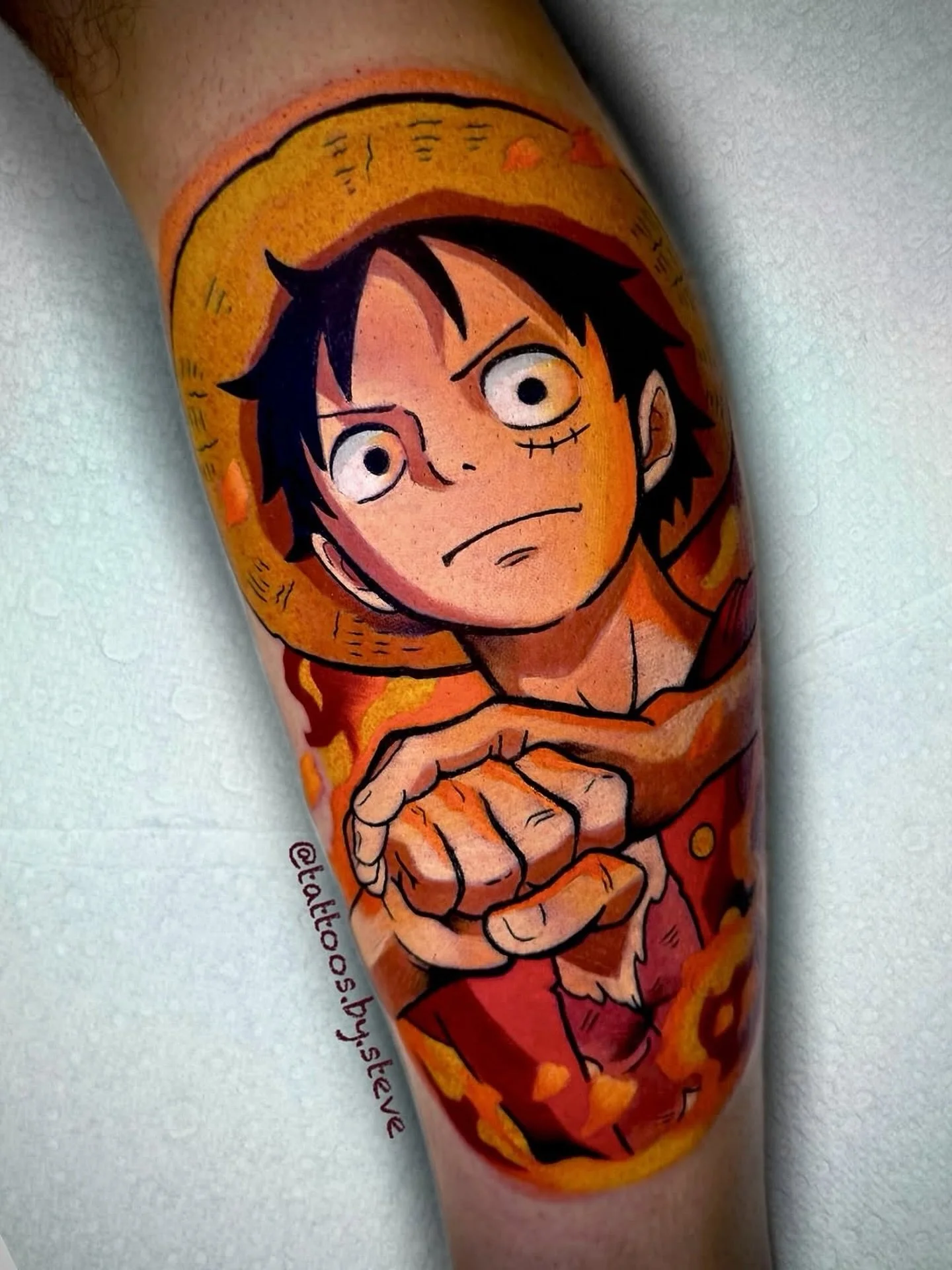 @tattoos.by.steve Luffy! Made for the legend Caleb @nztattoofestival , nice to meet you bro!
.
.
.
.
.
#luffy #luffytattoo #brisbaneanimetattoo #tattoosbysteve #fabletattoo