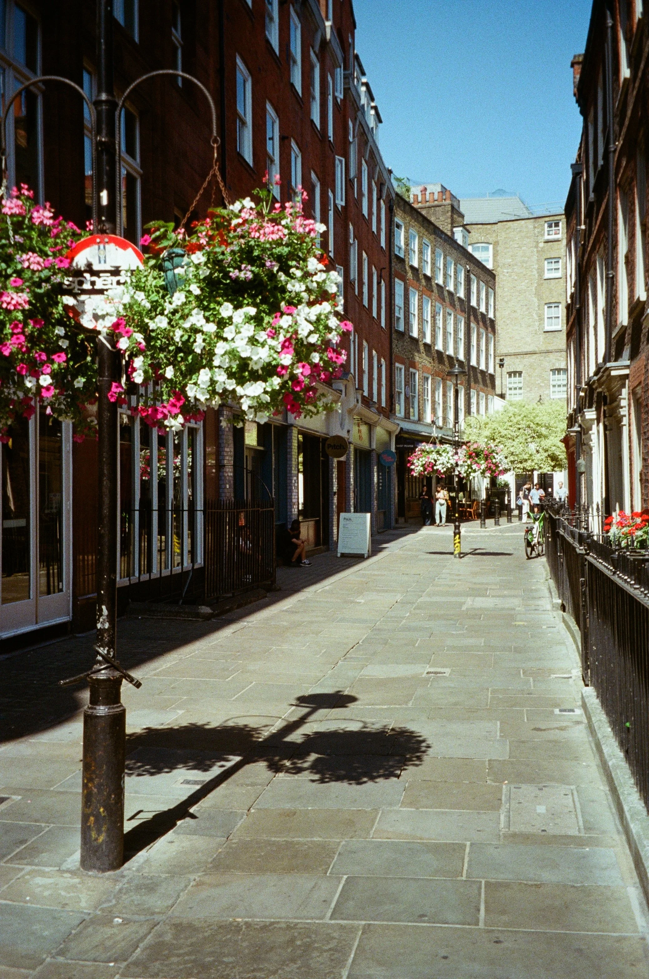 london16.jpg