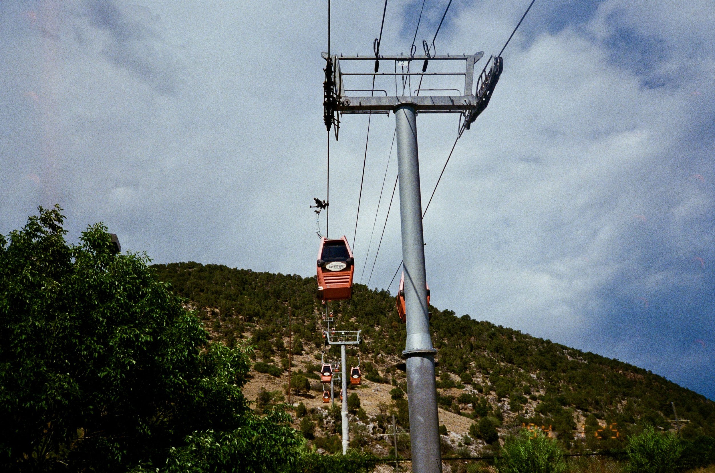 TSH-0726-08.jpg