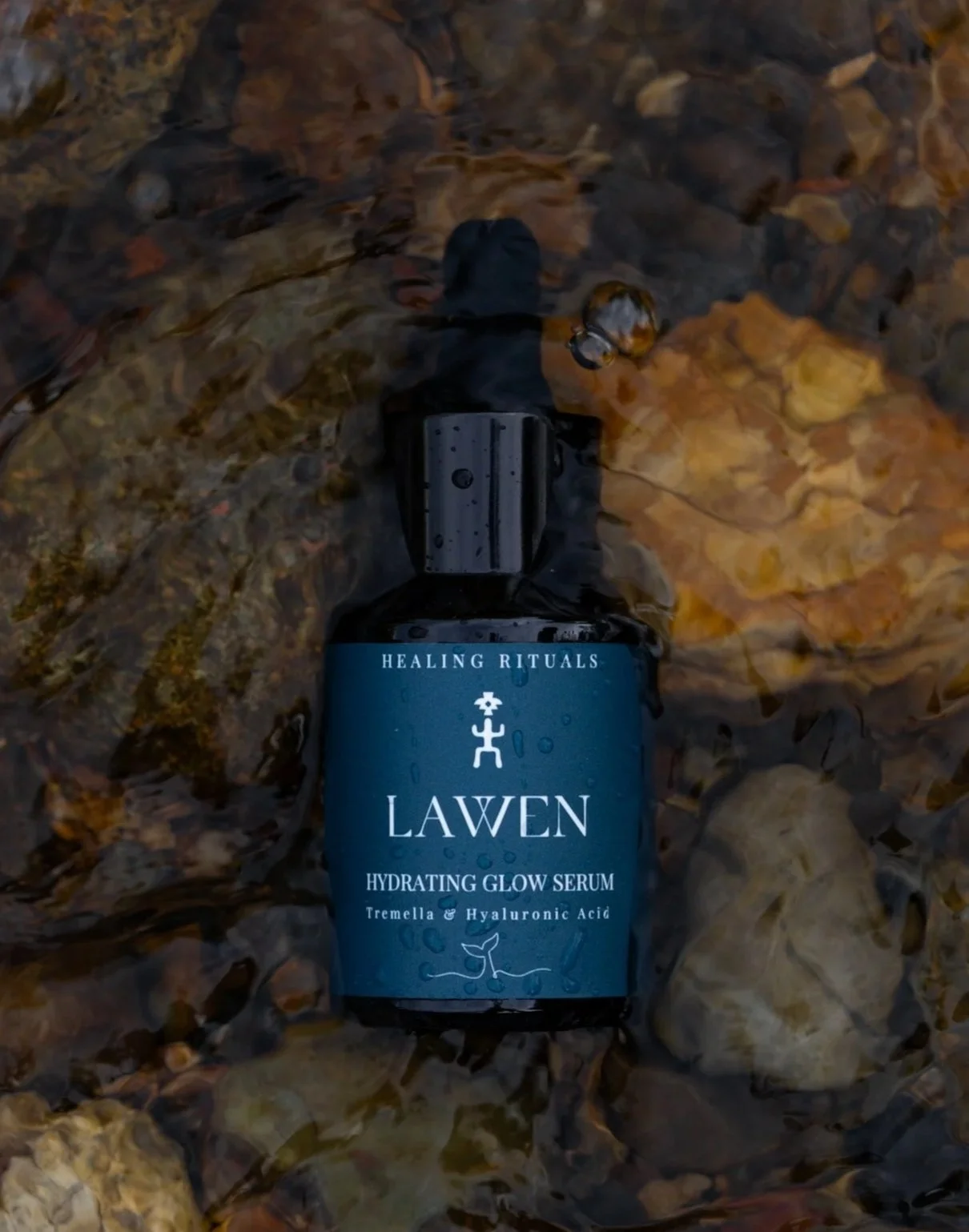Lawen Hydrating Glow Serum with hyaluronic acid and botanical extracts to support skin hydration.