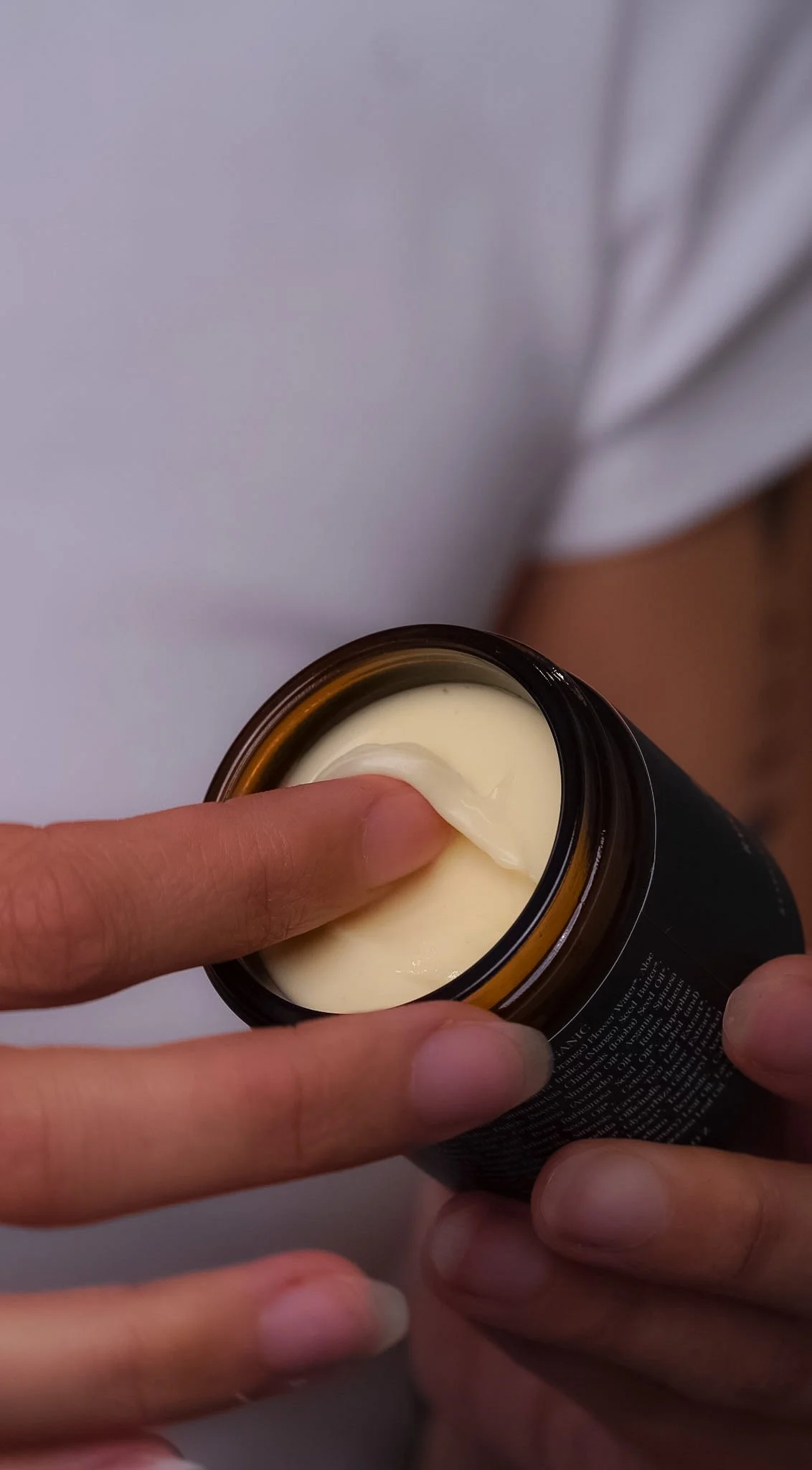 Close-up of Lawen Radiant Green Tea & Mango Face Cream supporting the skin barrier.