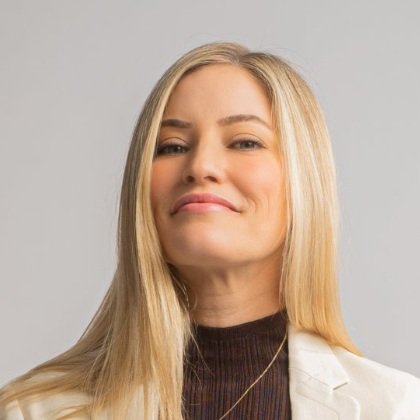 S1E33 - iJustine - The Fire and the Tao of Tech