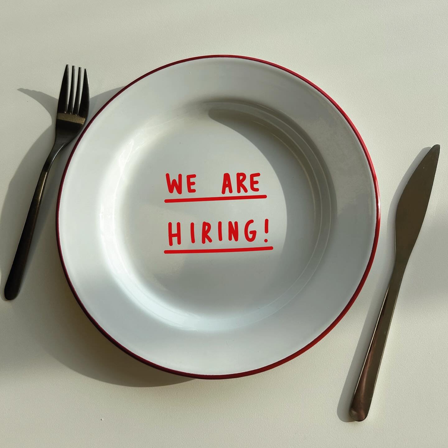 WE&rsquo;RE HIRING A CHEF/COOK/KITCHEN TEAM MEMBER

WHAT WE&rsquo;RE LOOKING FOR

Experience working as a chef in a fast paced cafe, restaurant or kitchen desired, but not essential.

Happy to chip in wherever is needed - we all work hard for each ot