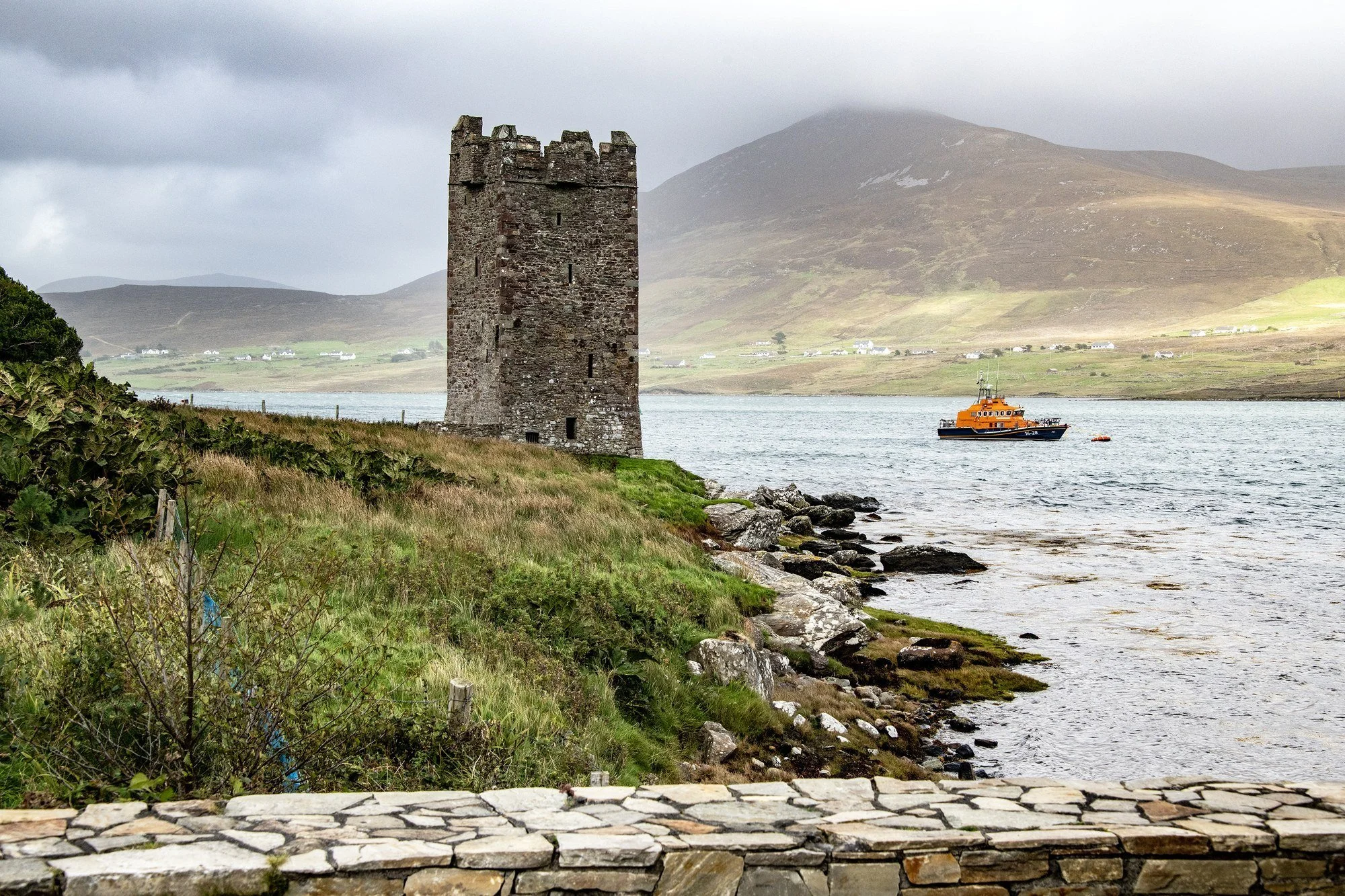 MAC_0903 · Kildavnet Castle and lifeboat, Achill Island, Co. Mayo