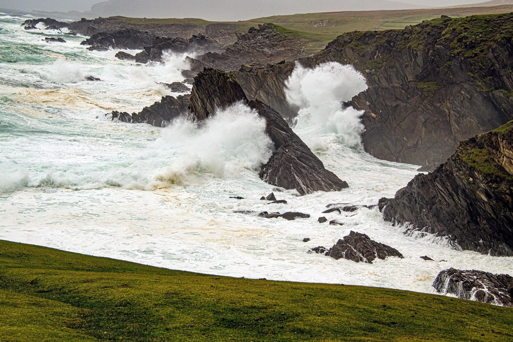MAC_0957 · Storm surf on the cliffs, Co. Mayo