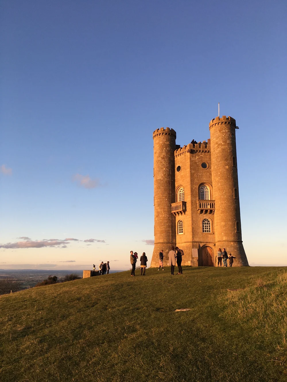 broadway tower 2.JPG