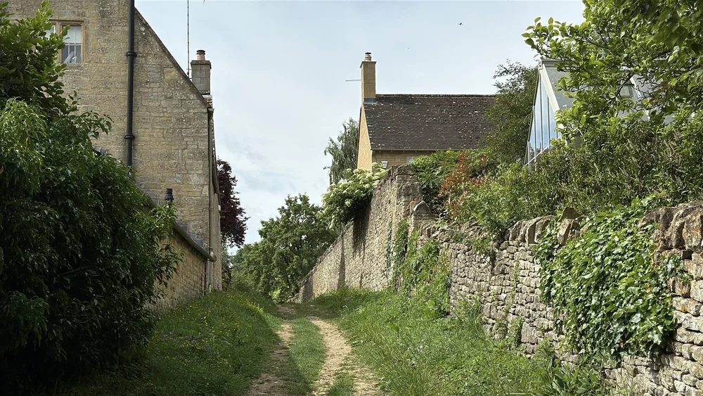 bourton on the hill.jpg