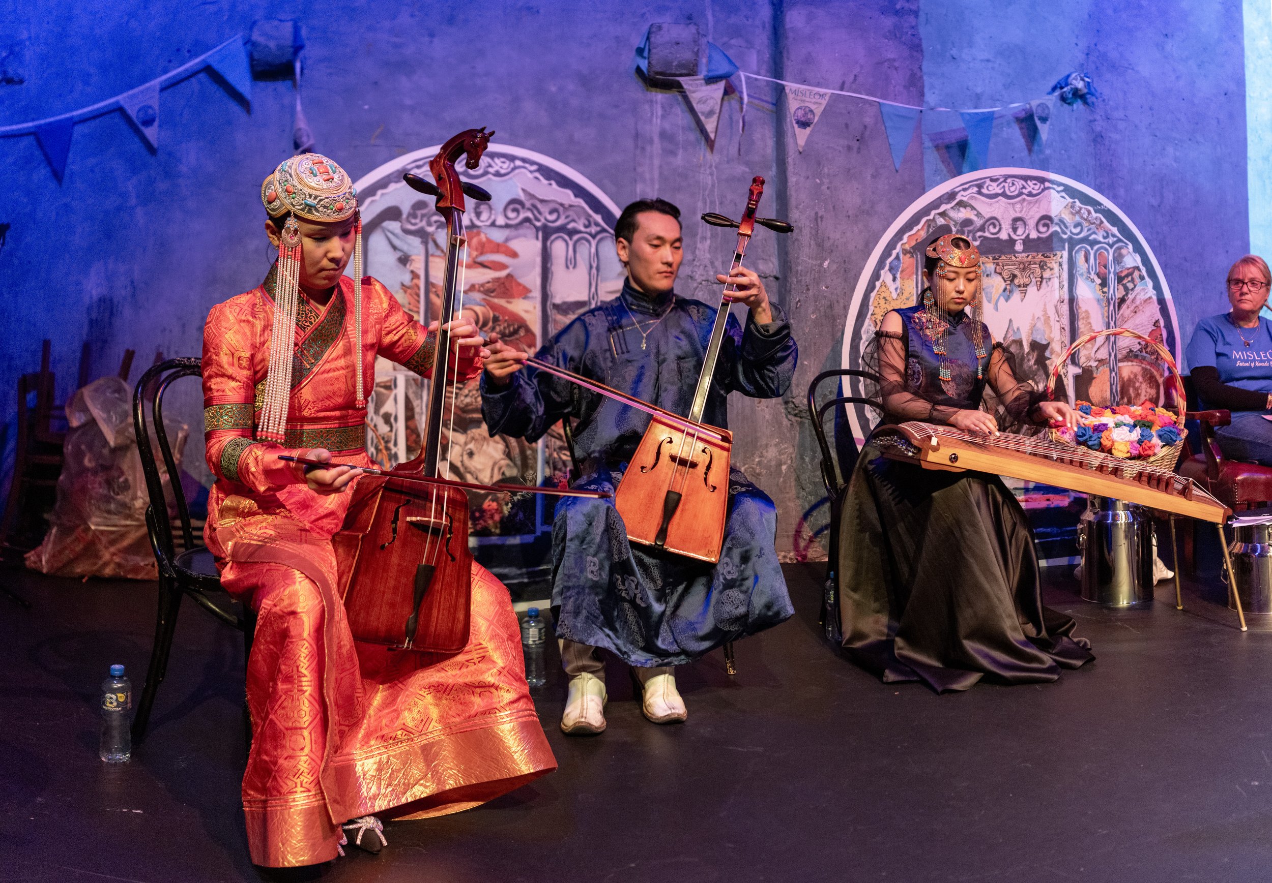 Khuur 1.jpg