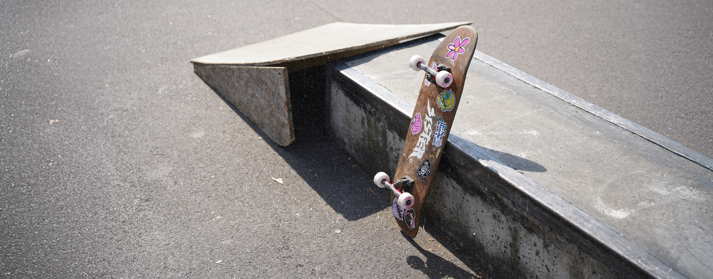 sister-store slideshow-DSK-05.png