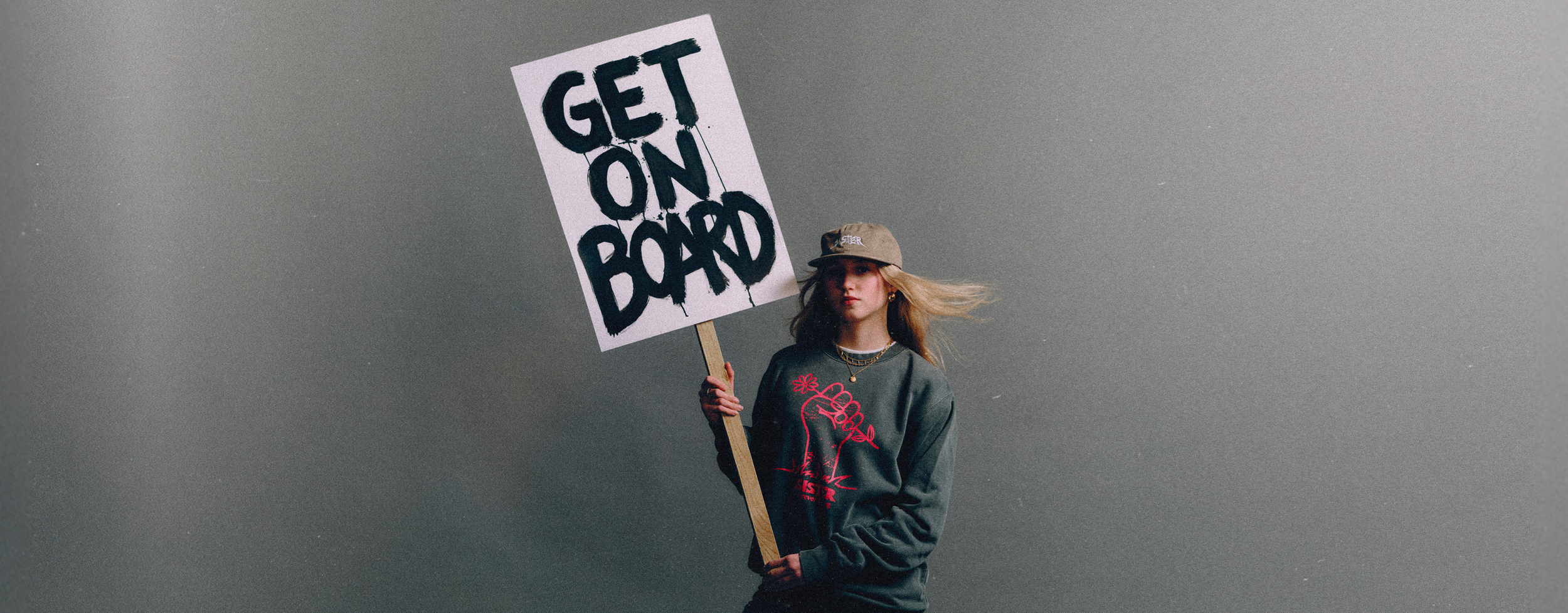 sister-store slideshow-DSK-04.png