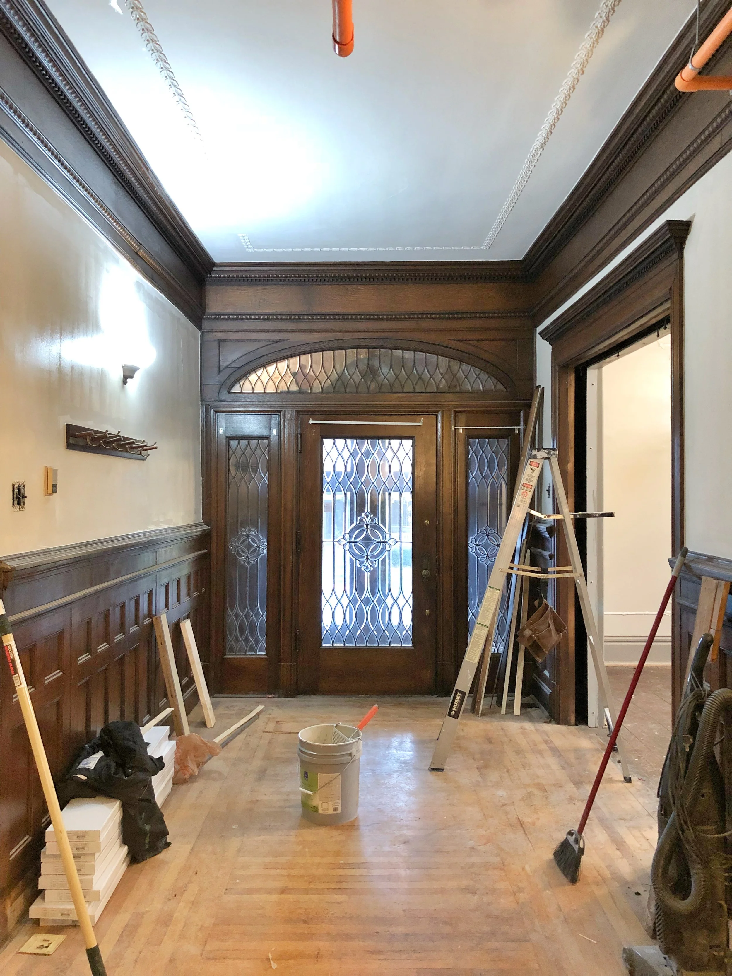 1c-foyer.jpg