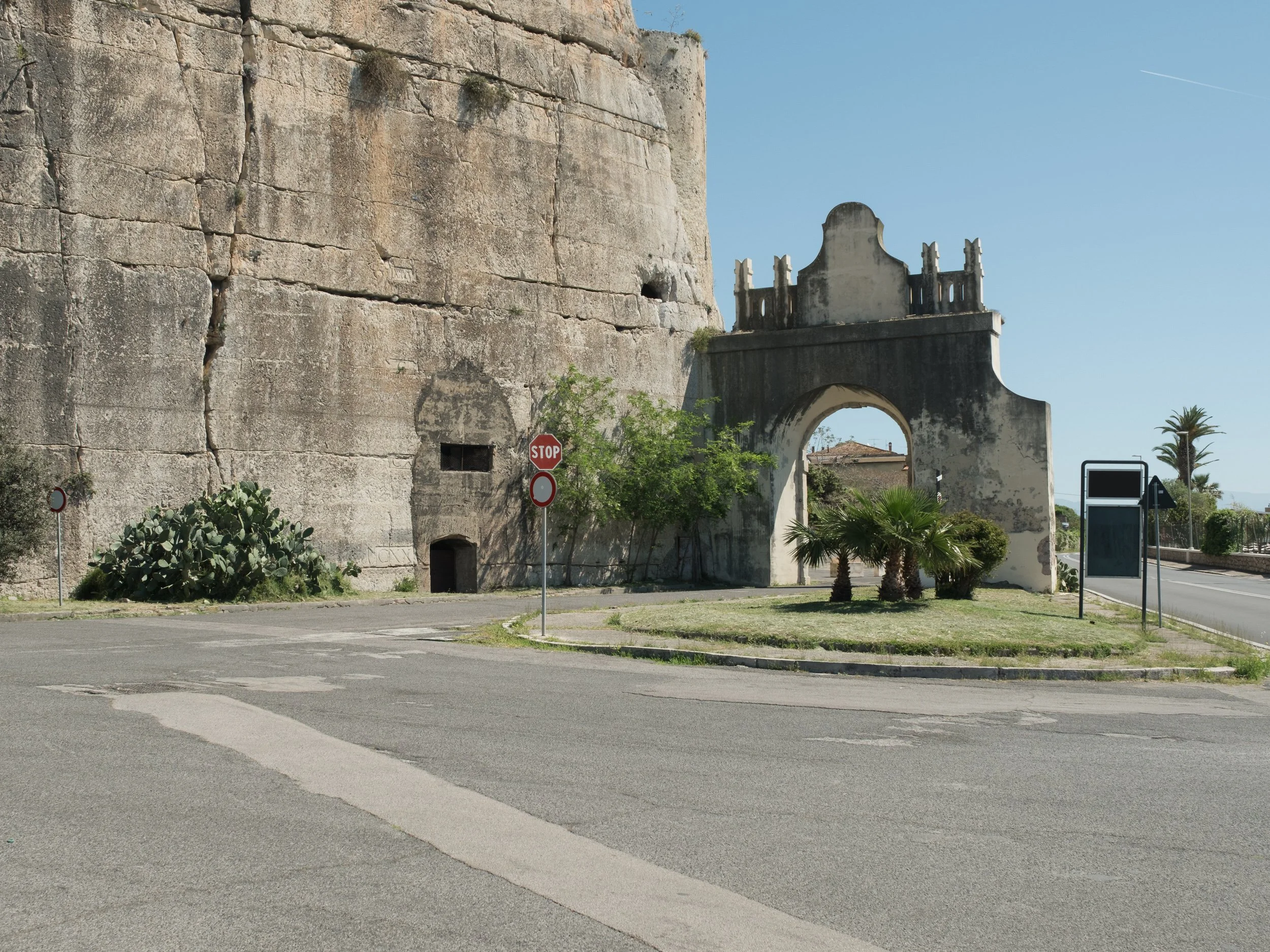 Porta Napoletana