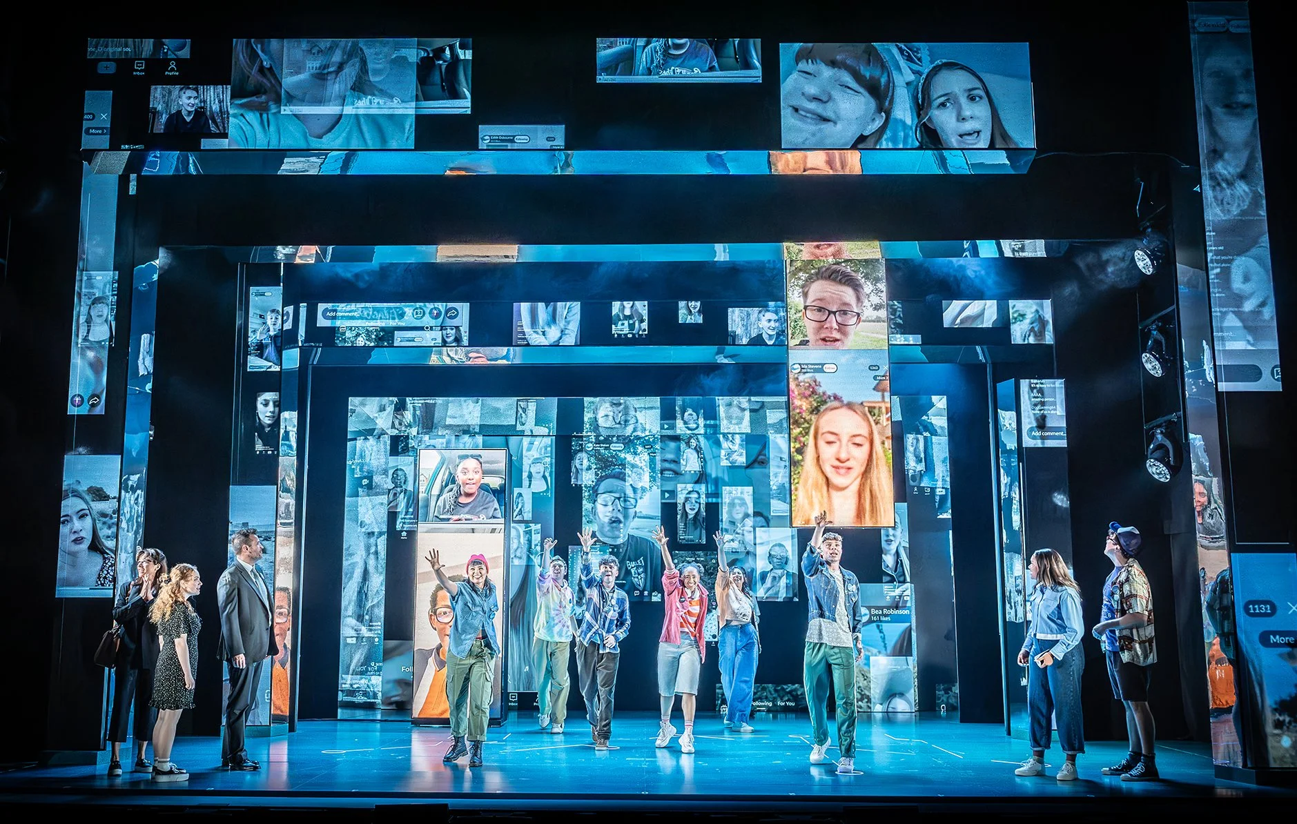 66e80f85a358d5d75b85018a_Dear Evan Hansen PROD ONE-5960-Enhanced-NR.jpg