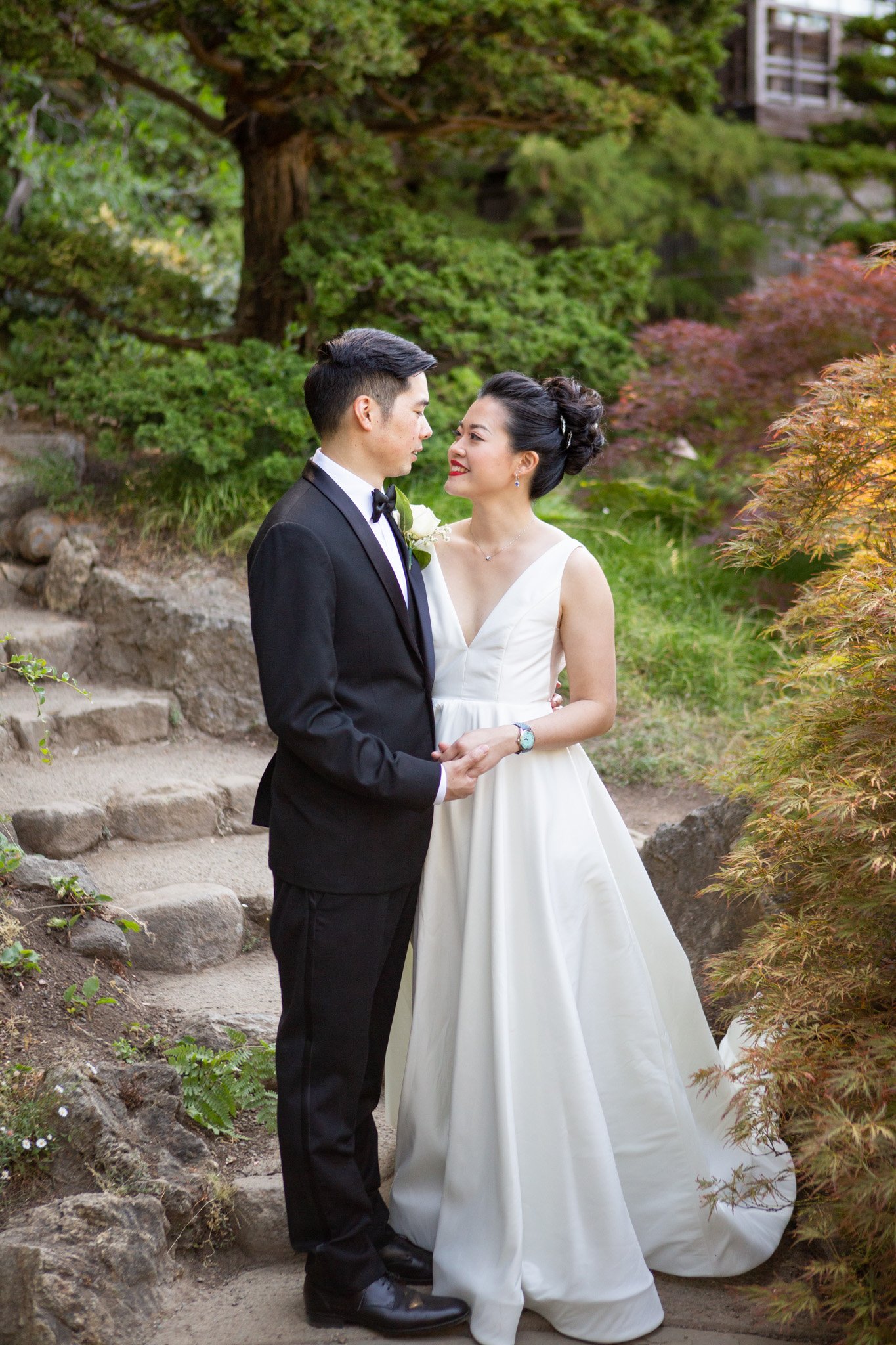 wedding in hakone gardens