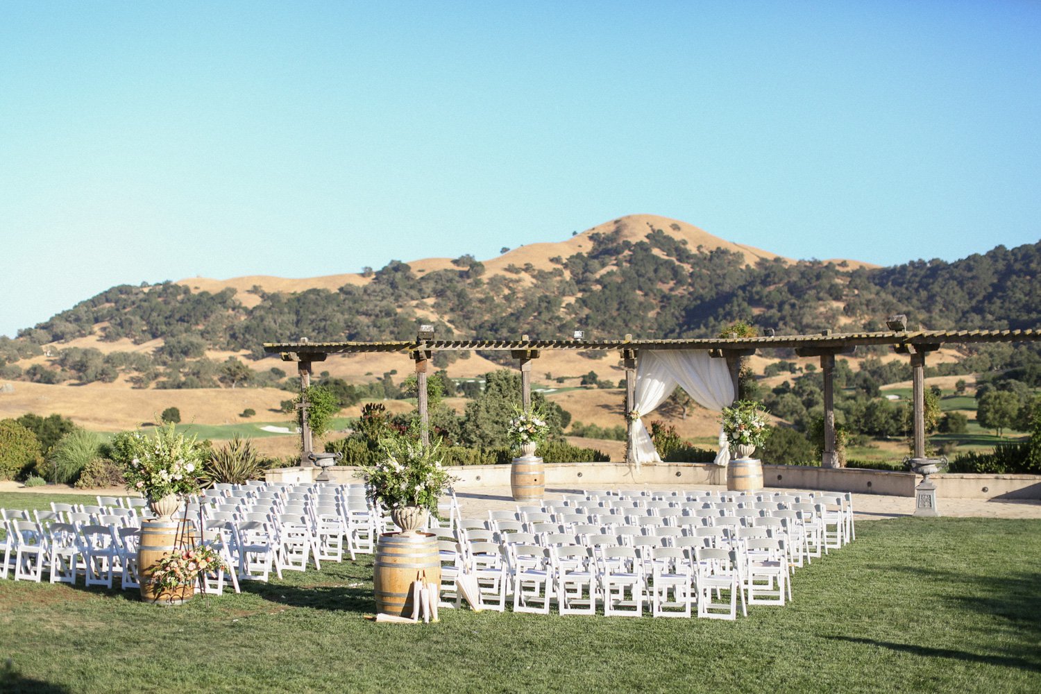 winery wedding ceremony