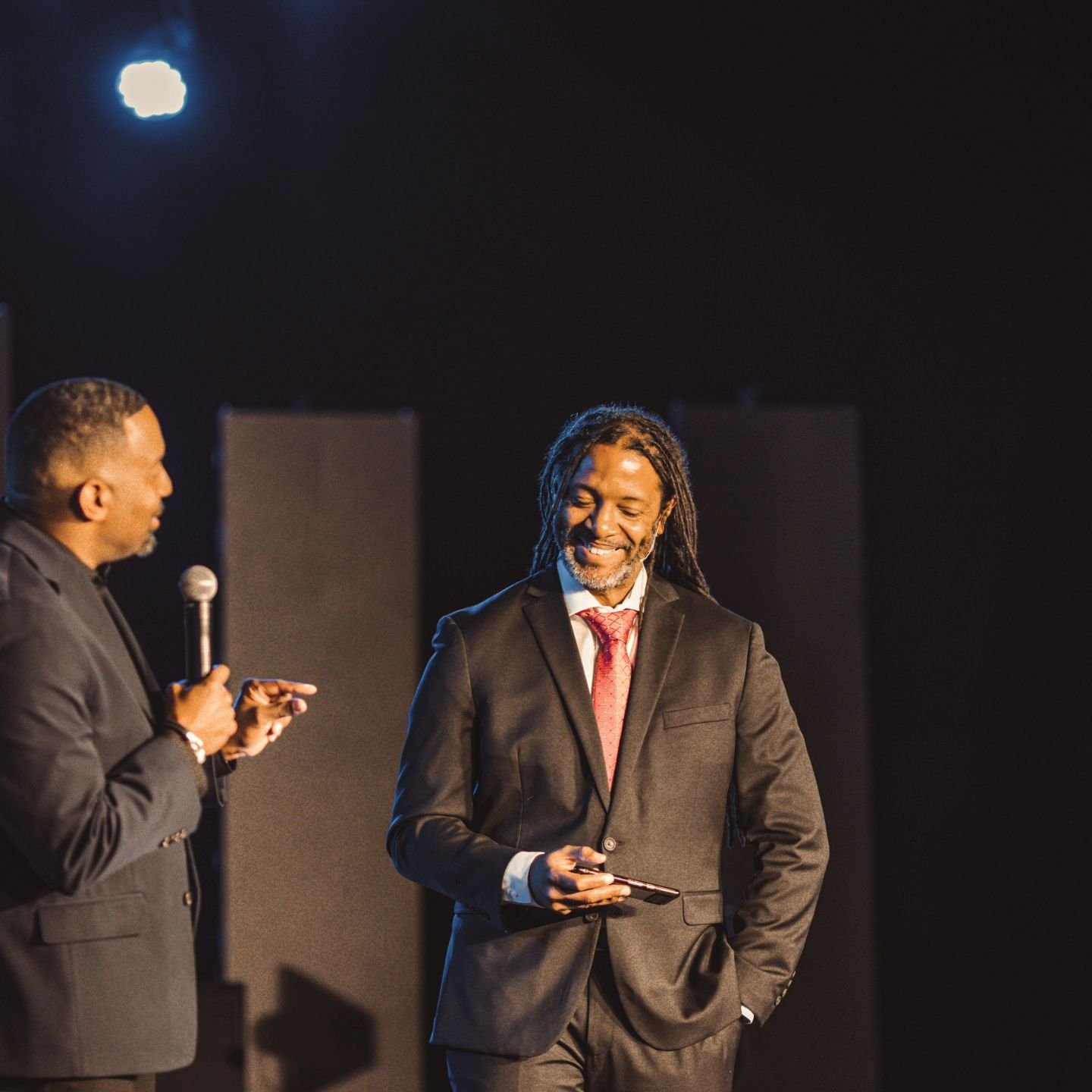 Capturing moments of faith and community while honoring leaders of the community. I am grateful I had a chance to capture the joy that was shared!

#FaithInFocus #Eventphotographer #bathopele