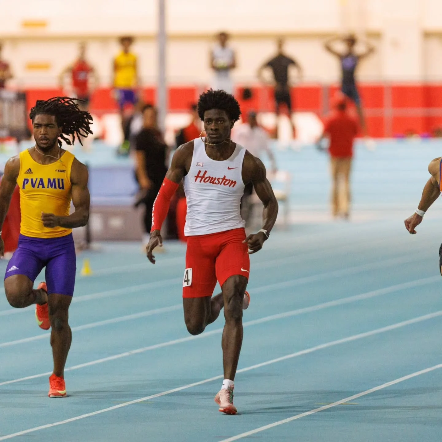 Leonard Hilton Invite...

#uhtrackcougar #hustontillotsonuniveristy #samhoustonstate #tsutrack