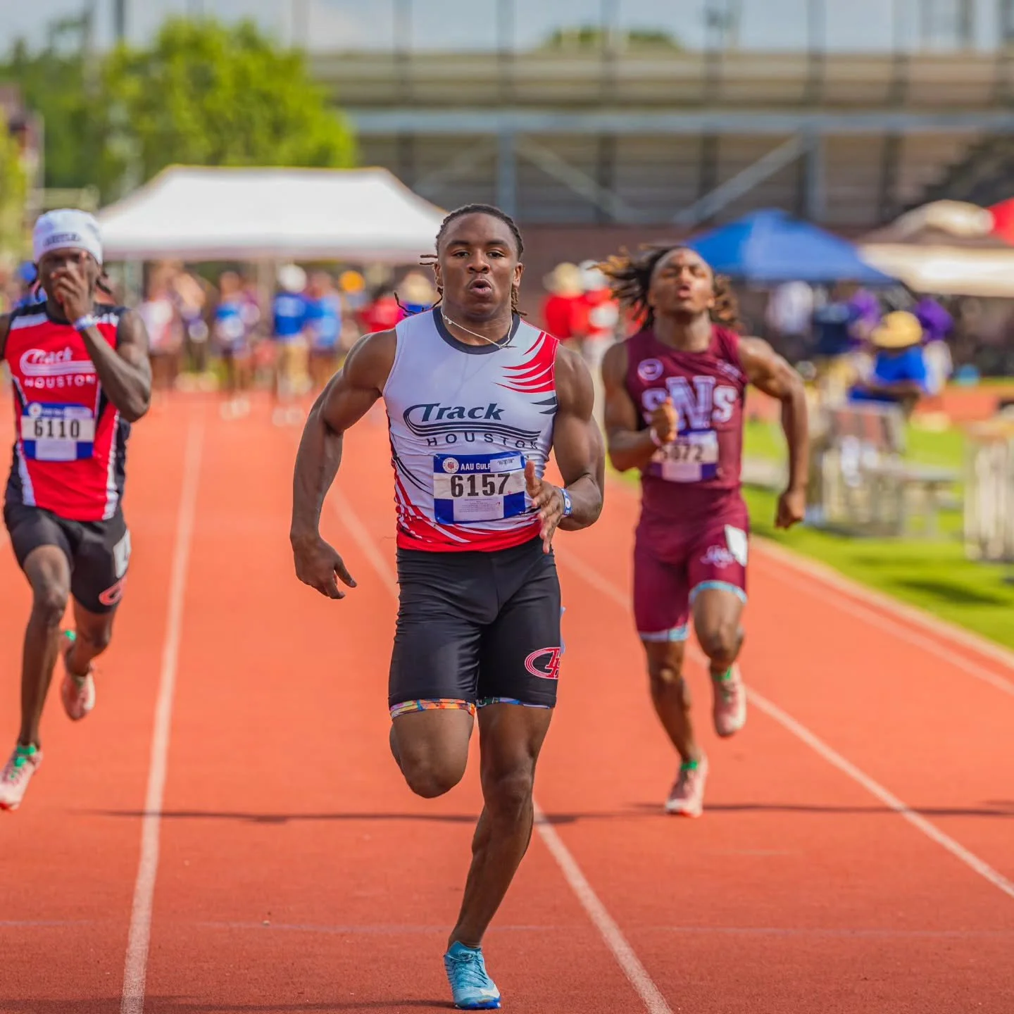 That one time, I got to shoot 3 Nike Elite Athletes...

#kennedybrandmedia #nikeelites #trackhouston #trackandfield #trackseasonishere