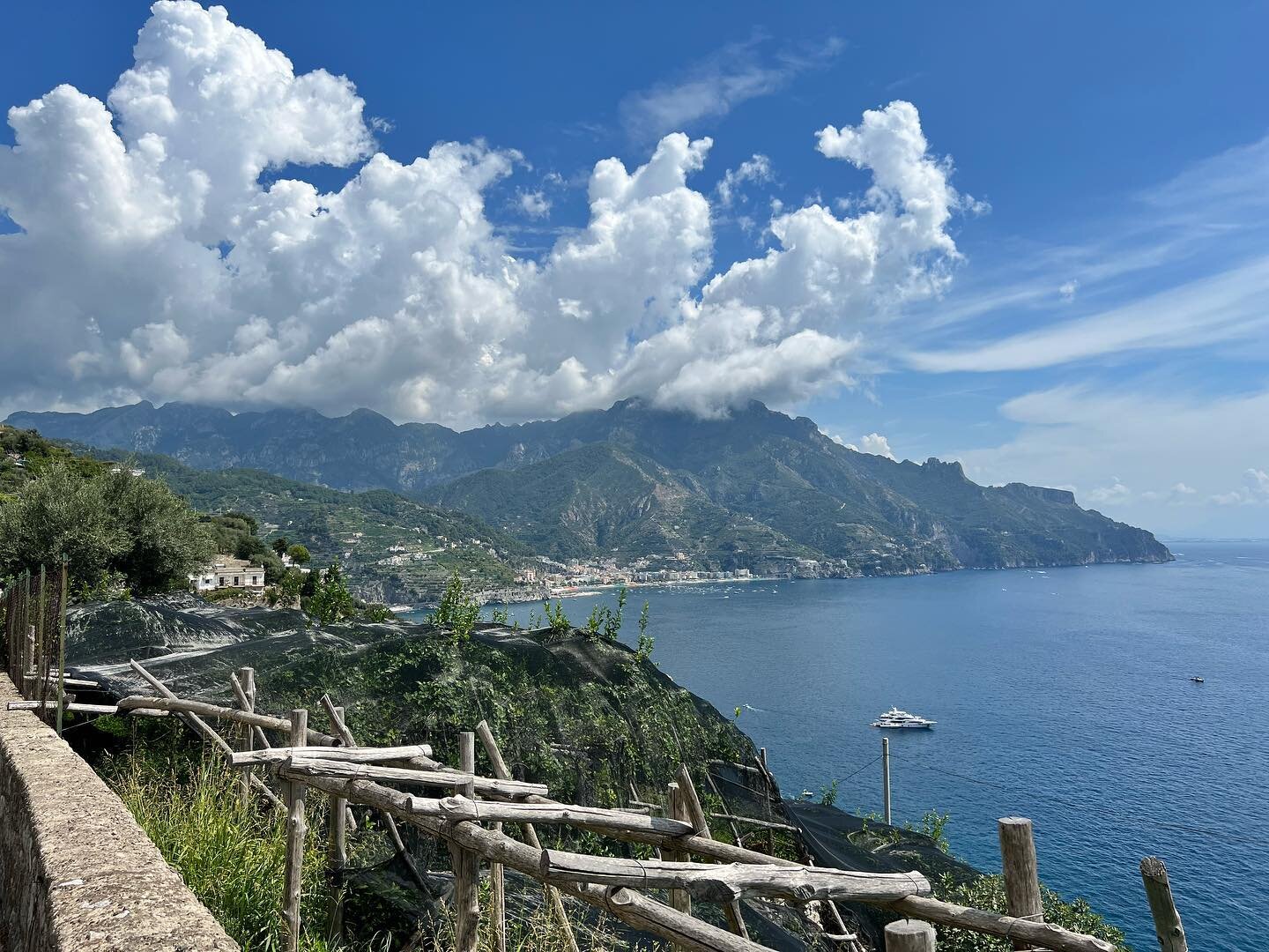 The Amalfi Coast. A dream come true! 🍋🇮🇹💛