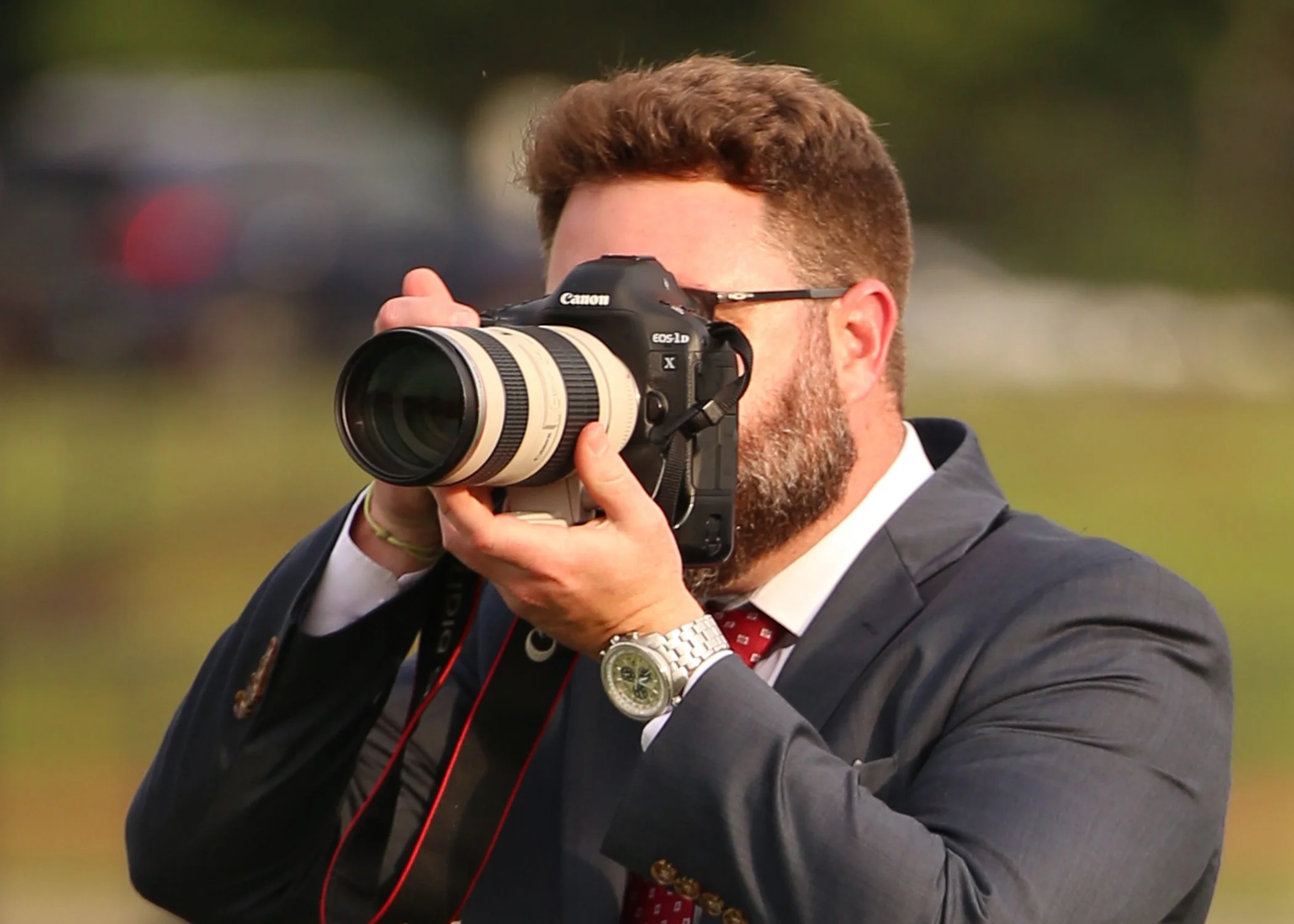 Chapmanesque—Set Your (Distracted) Minds Above