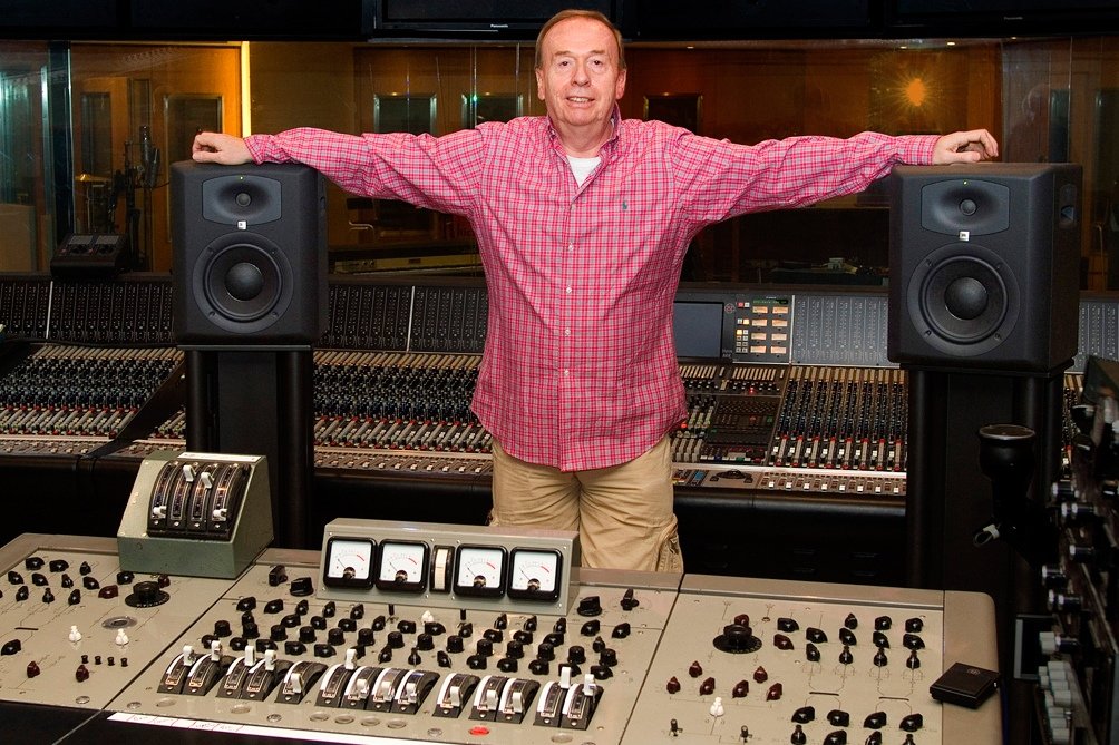 Beatles Engineer, Geoff Emerick adopts JBL LSR6328P for his projects.
