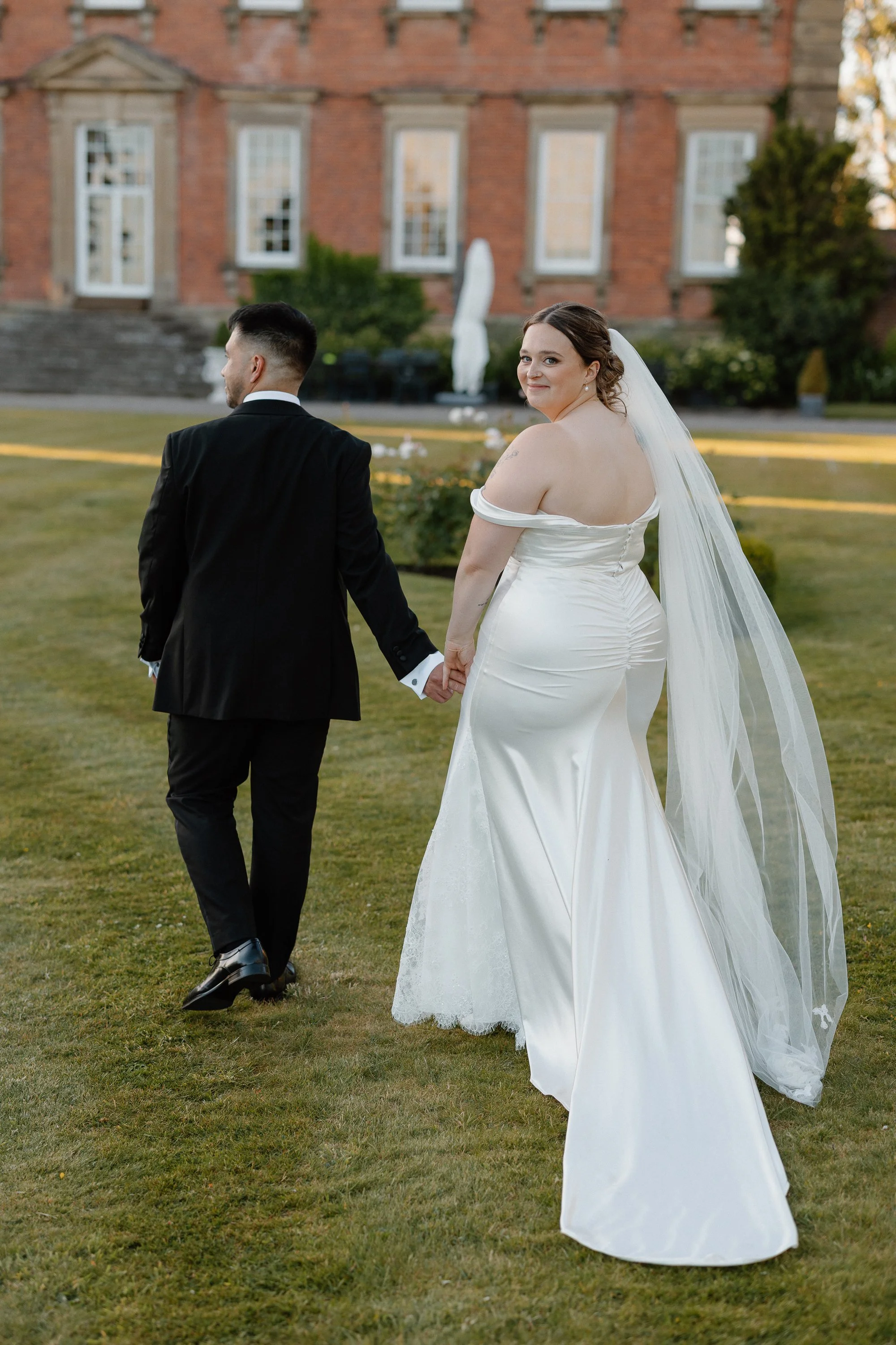 062026_Alaina&Kevin_Bridgnorth_FS_D7A5411.jpg