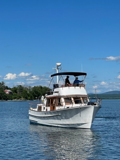 lake champlain lake cruises