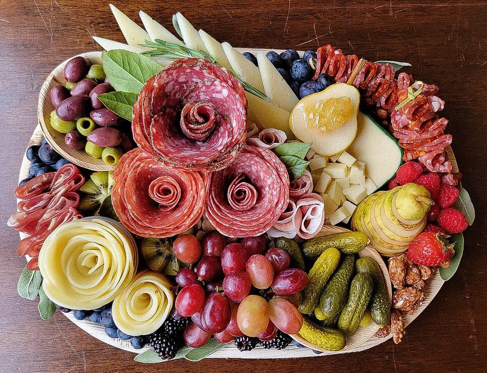 Alaska Berry & Board