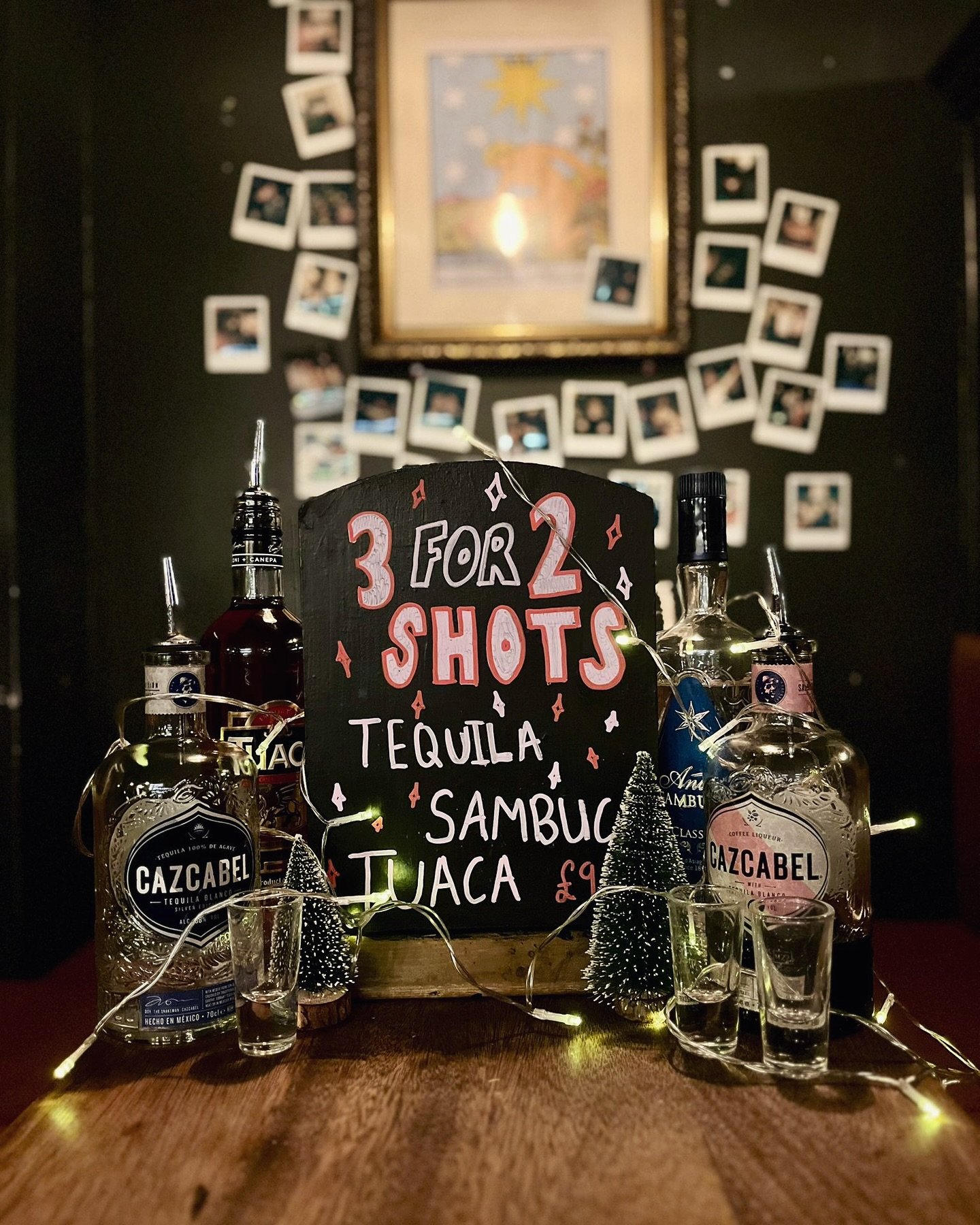 That&rsquo;s one way of getting into the festive spirit 🌟

Get 3-4-2 on shots of Tuaca, tequila and sambuca all day Weds-Sun @ Star!

#brightonpub #pubsinbrighton #brightonpubs #brightonnightsout #brightondrinksdeals