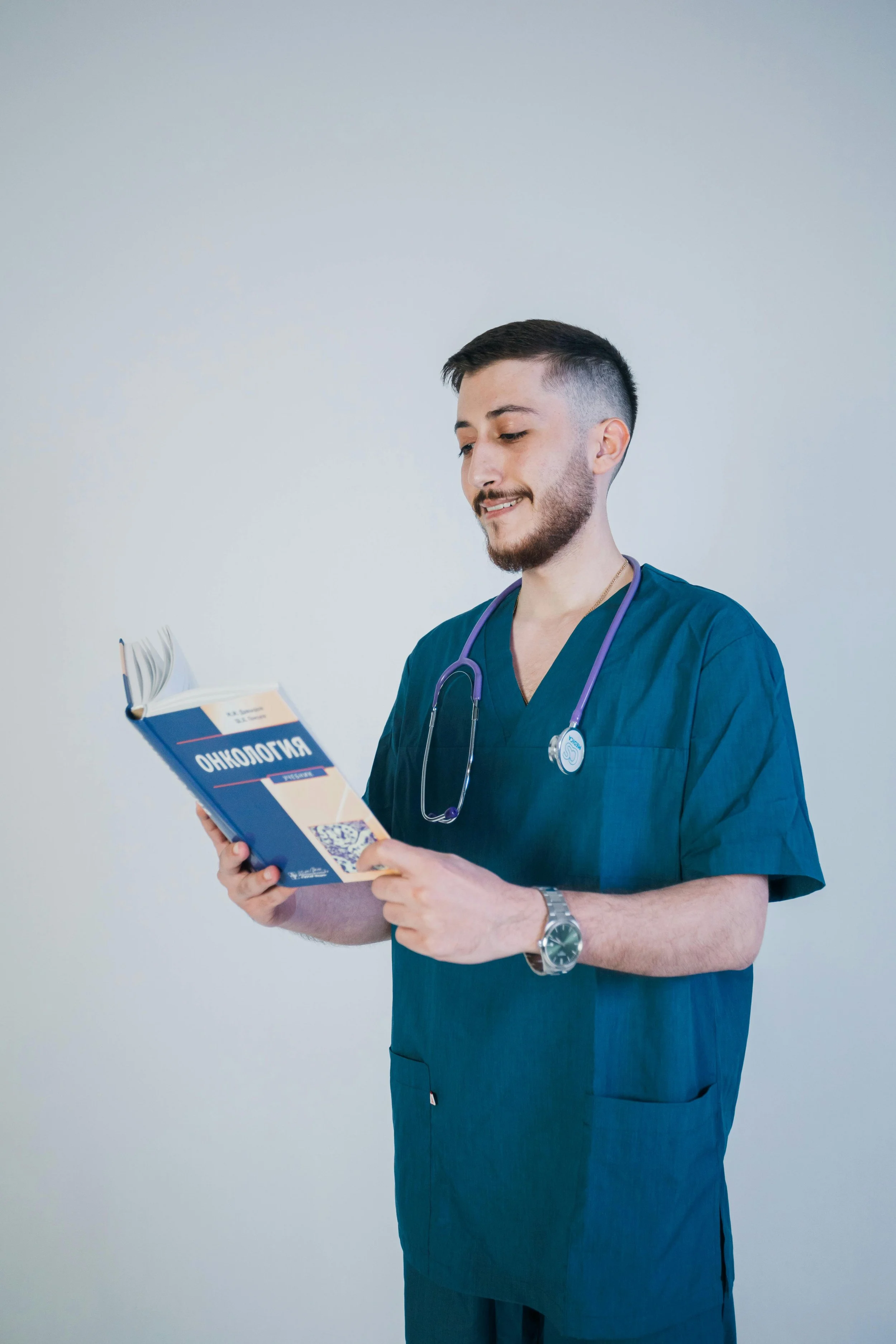 Balancing Fatherhood, Fitness and Purpose Through Online Family Nursing Study