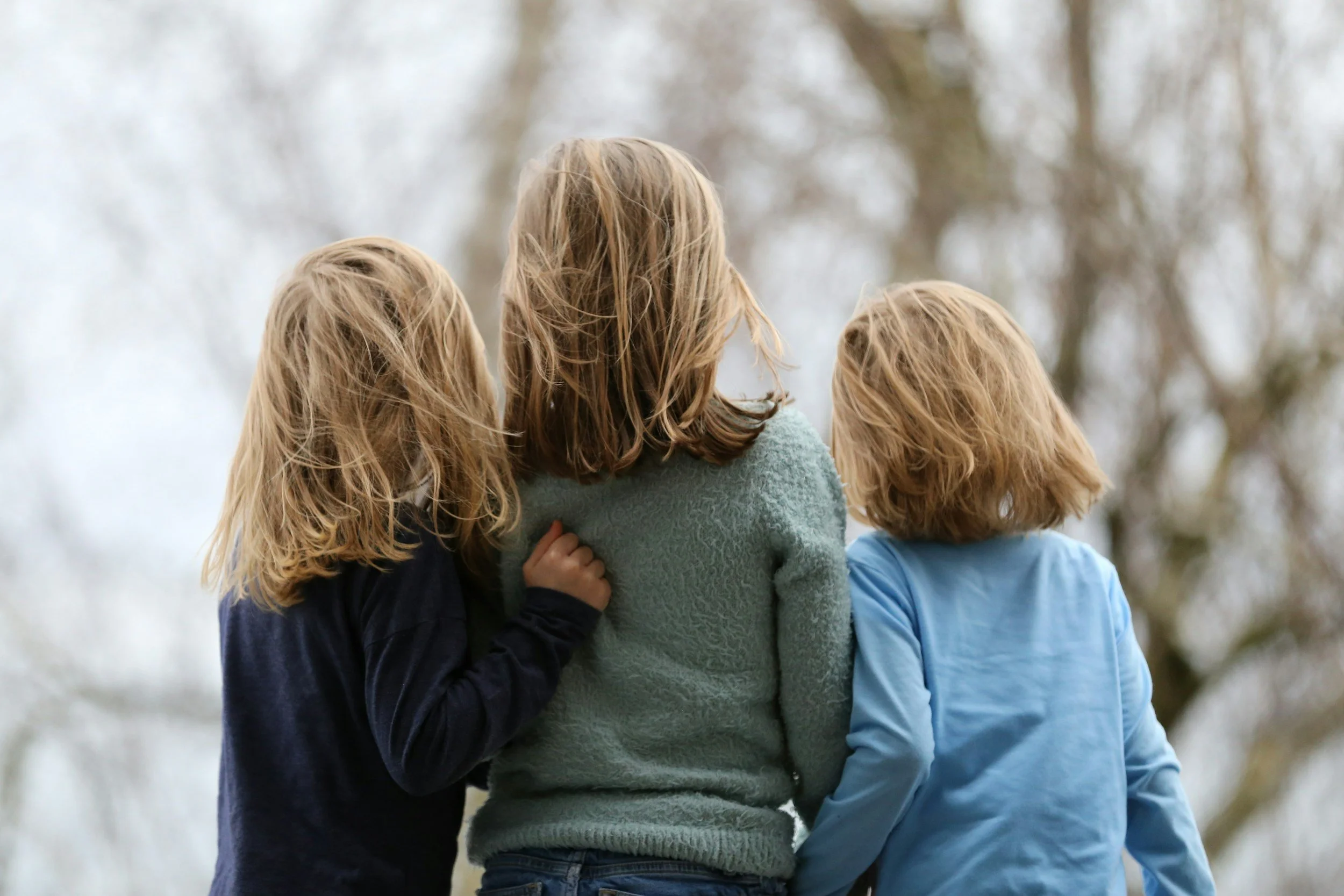 How to Keep Siblings Close When They’re at Different Life Stages