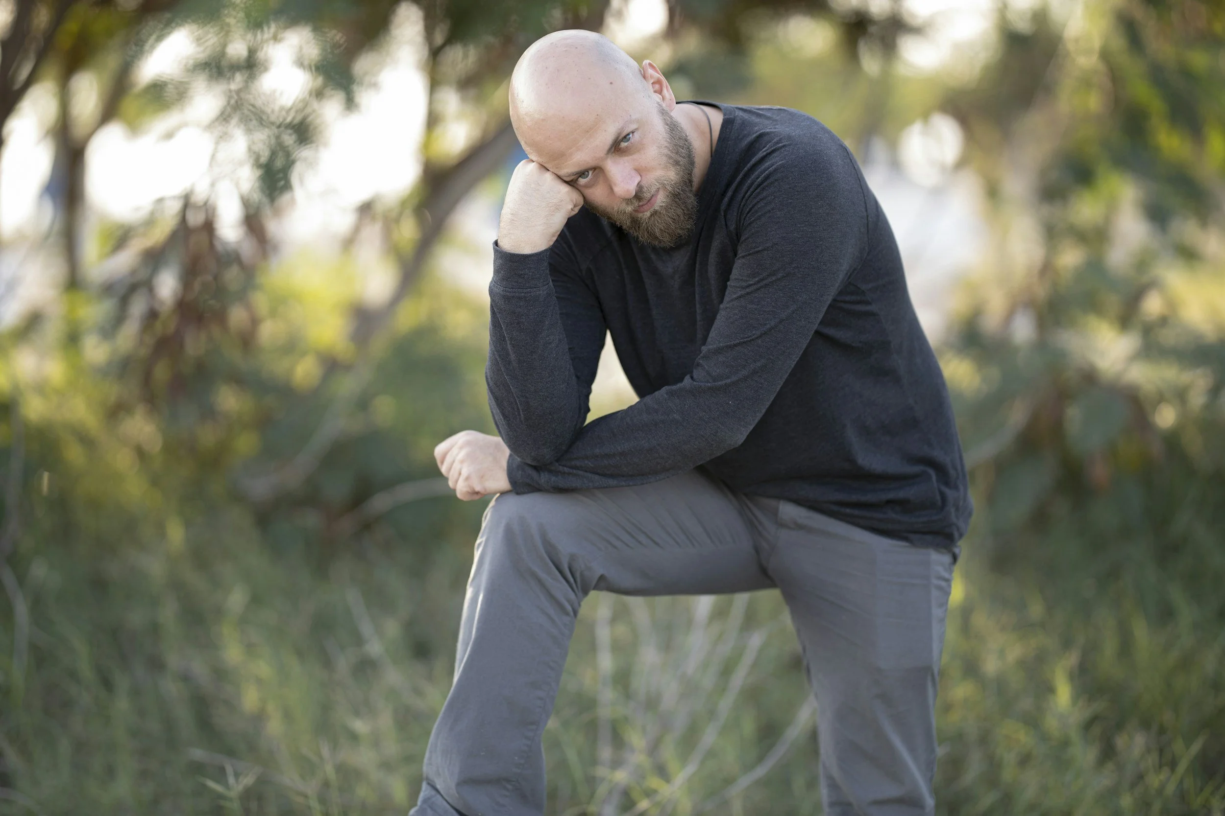 7 Signs It May Be Time for a Dad to Consider Knee Replacement Surgery