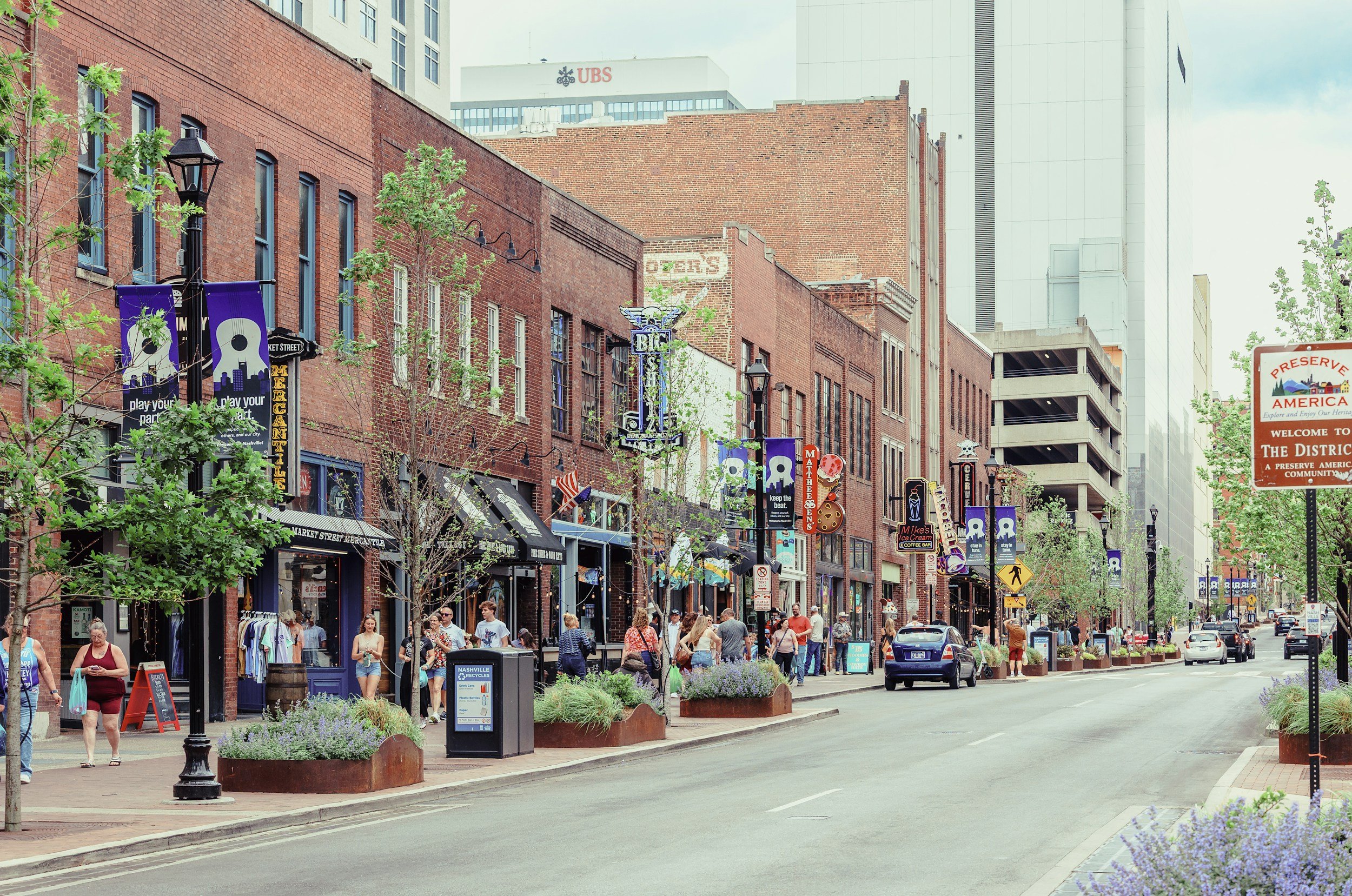 Fine Art, Family, and Fresh Starts: Relocating to Nashville With Kids