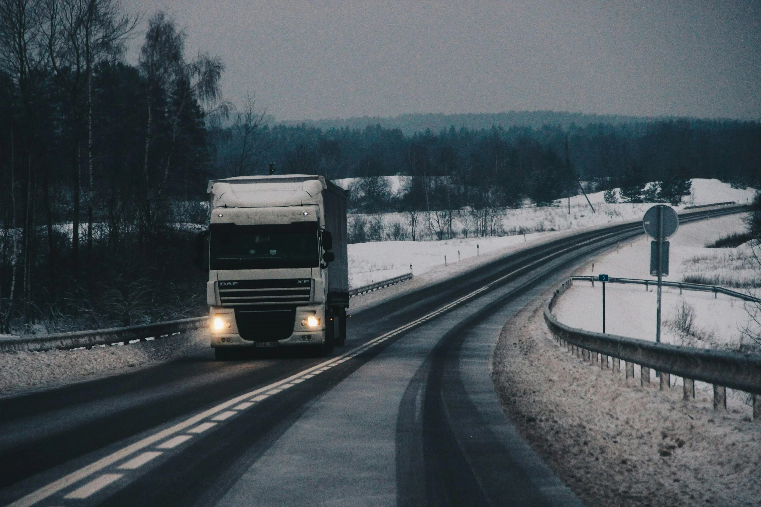 truck drive snow