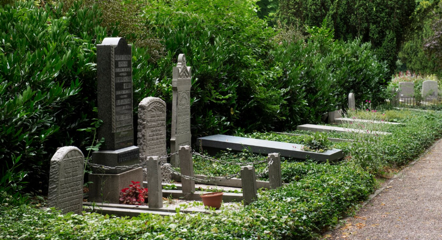 Which Materials Work Best for a Custom Family Mausoleum Design?
