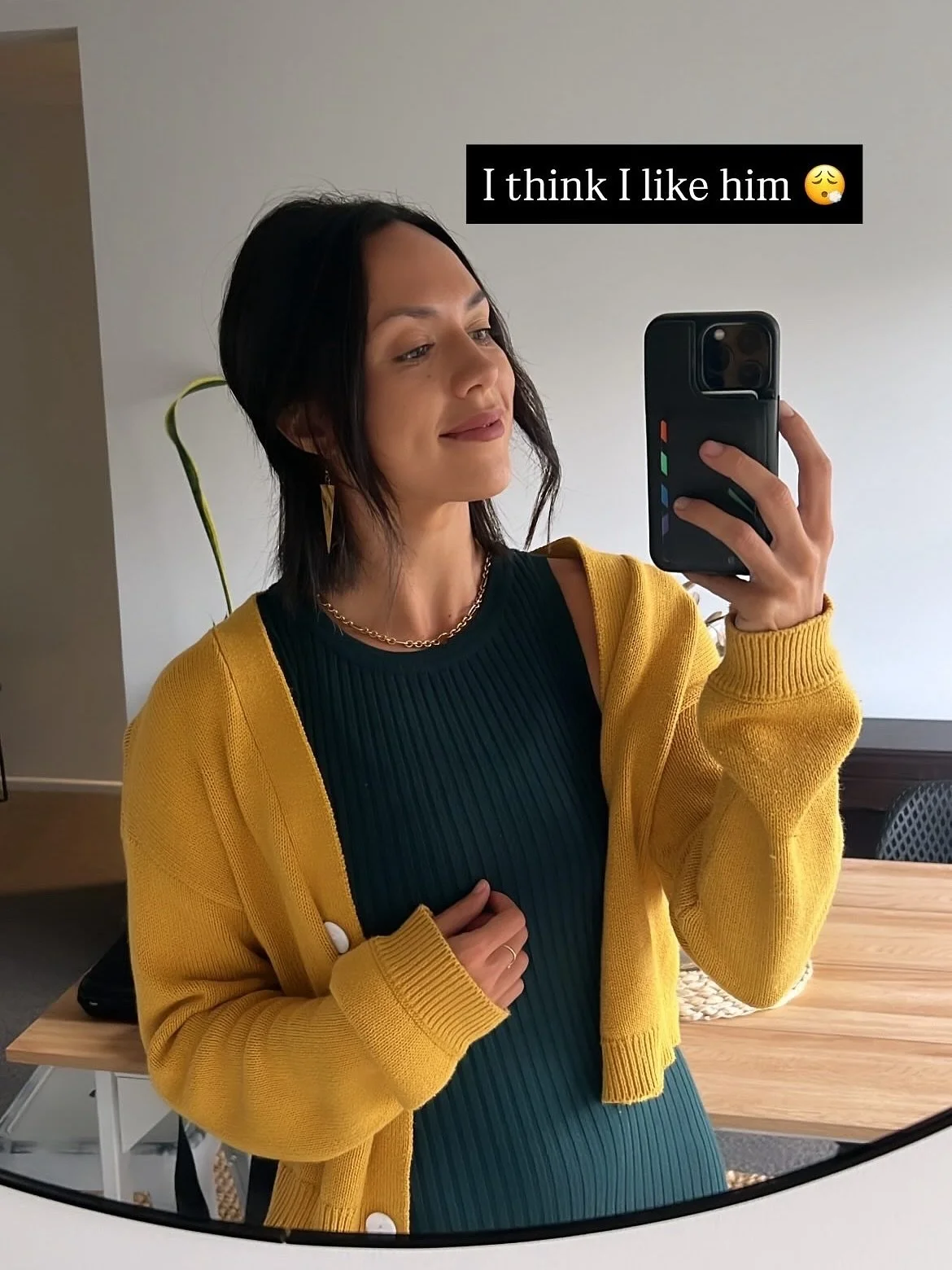 If love feels like both a dream and a puzzle&hellip; if you&rsquo;re navigating connection, boundaries, intuition, and identity&hellip;
my Love &amp; All of the Above workshop was created for this exact season.

We go deeper into:
❤️ self-trust in re