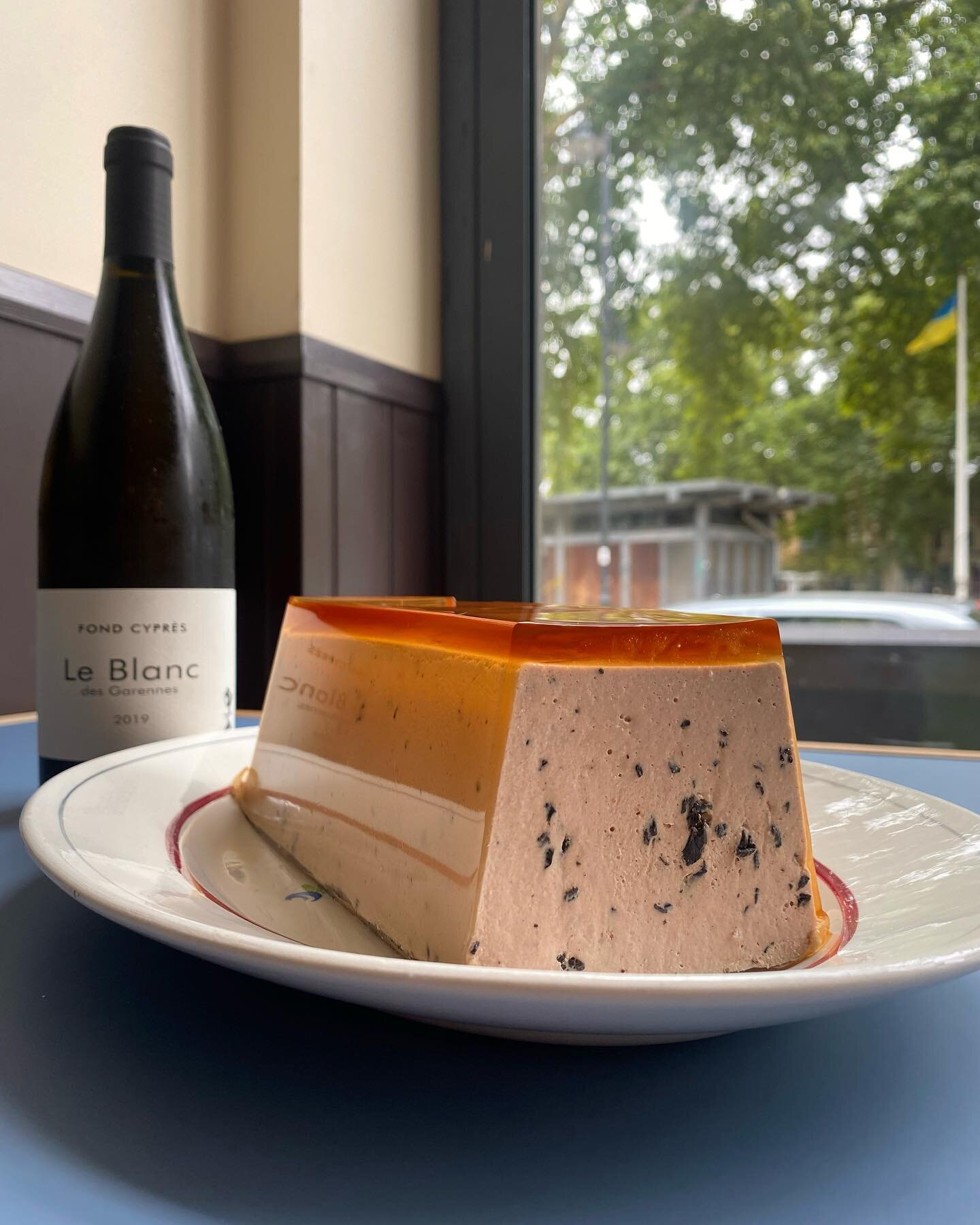 An absolute whirlwind of a first week, and we&rsquo;re going out with a bang&hellip; 
Today the bar will be open from 12pm - 10.30pm, lunch will be served from 12pm - 3pm and dinner from 6pm - 9.30pm. We have George&rsquo;s wonderful mousse de canard
