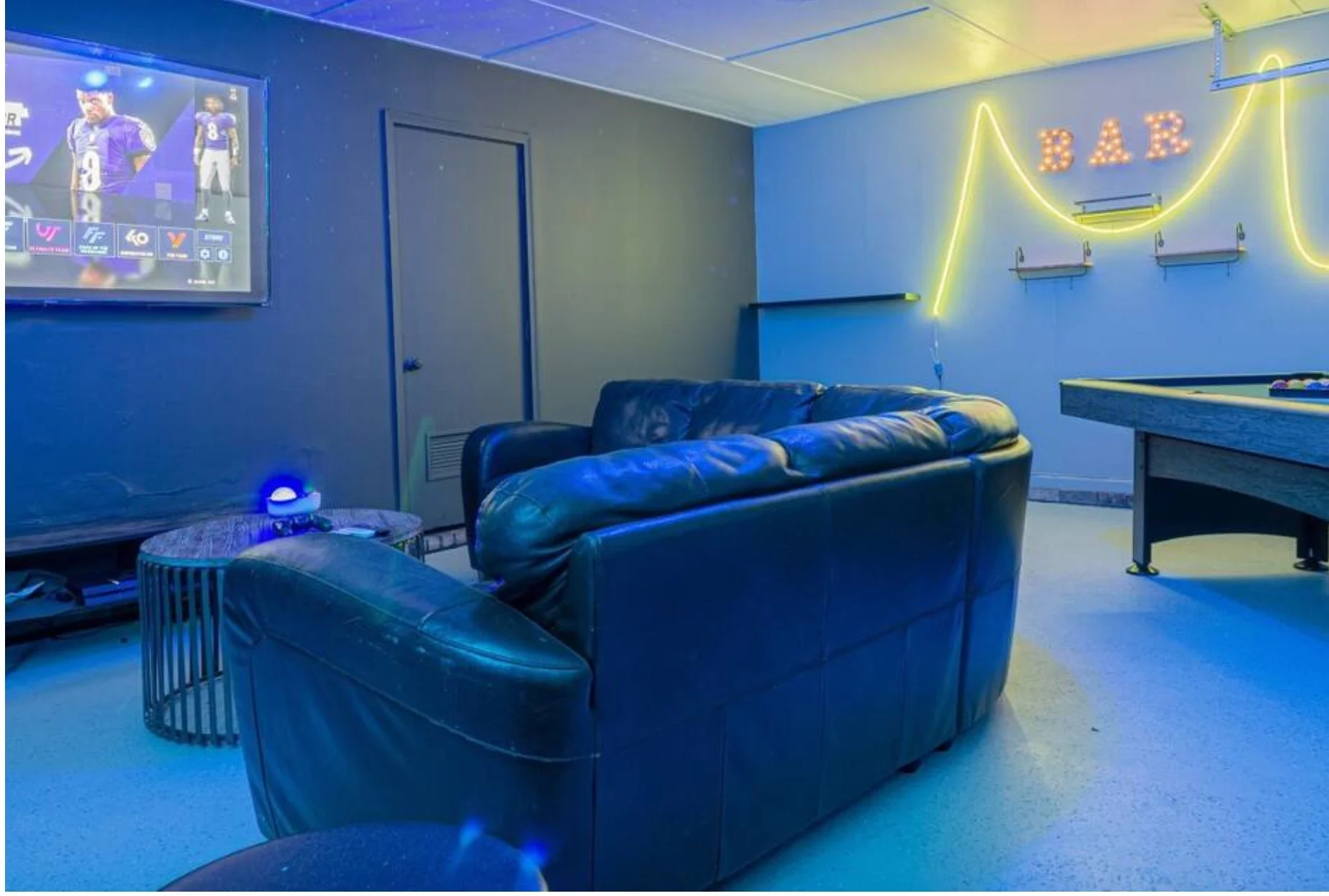 game room 1.jpg