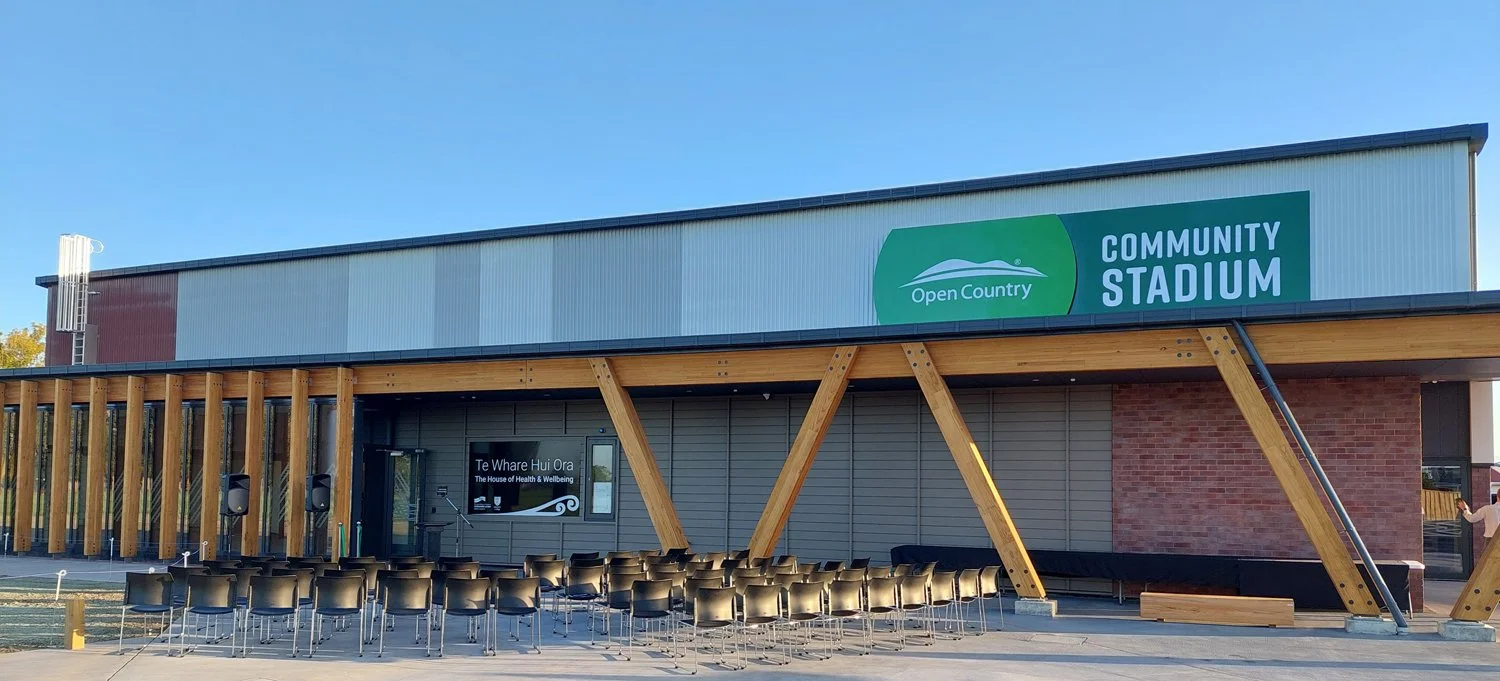 Open Country Community Stadium / Te Whare Hui Ora