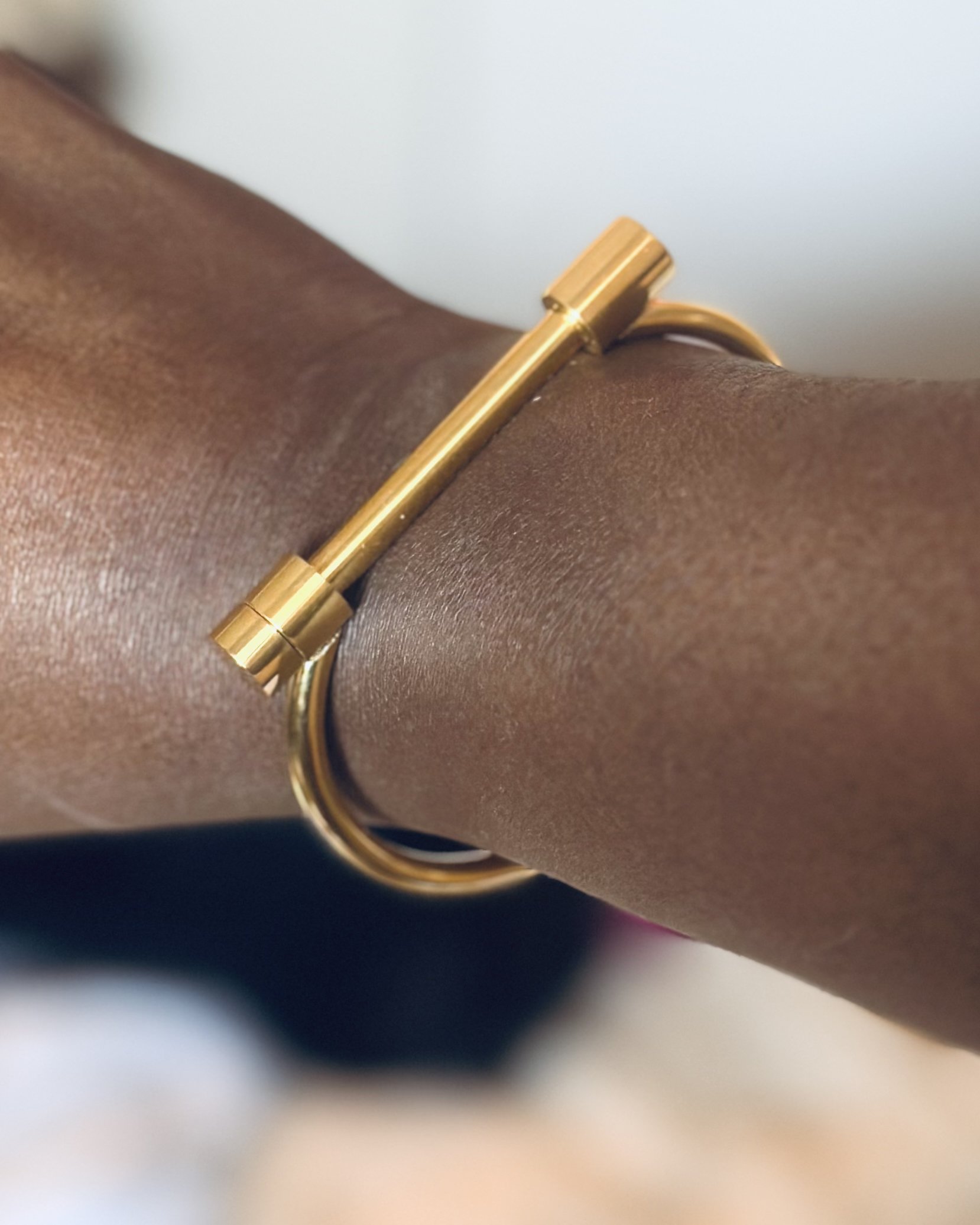 Statement piece from ÎLE KEKERE celebrating wisdom and elegance
